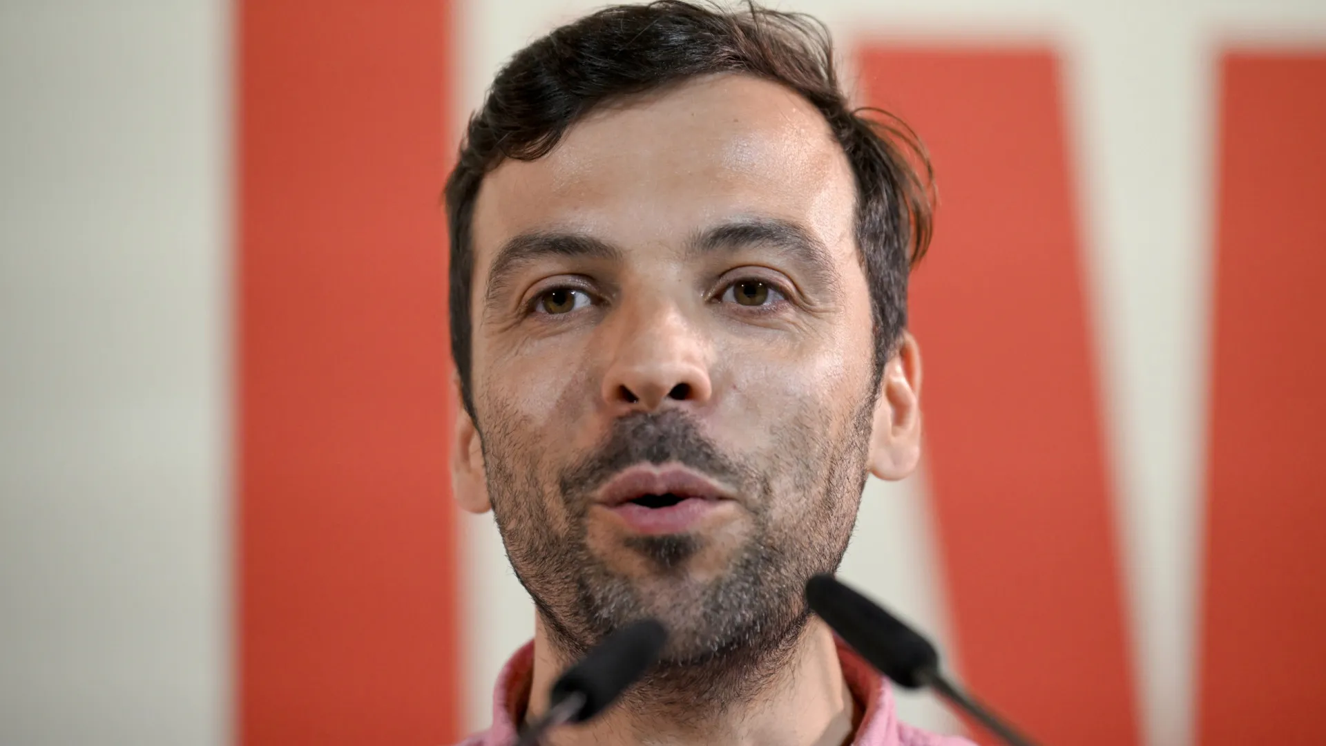 
                    Jorge Pinto quer ser 