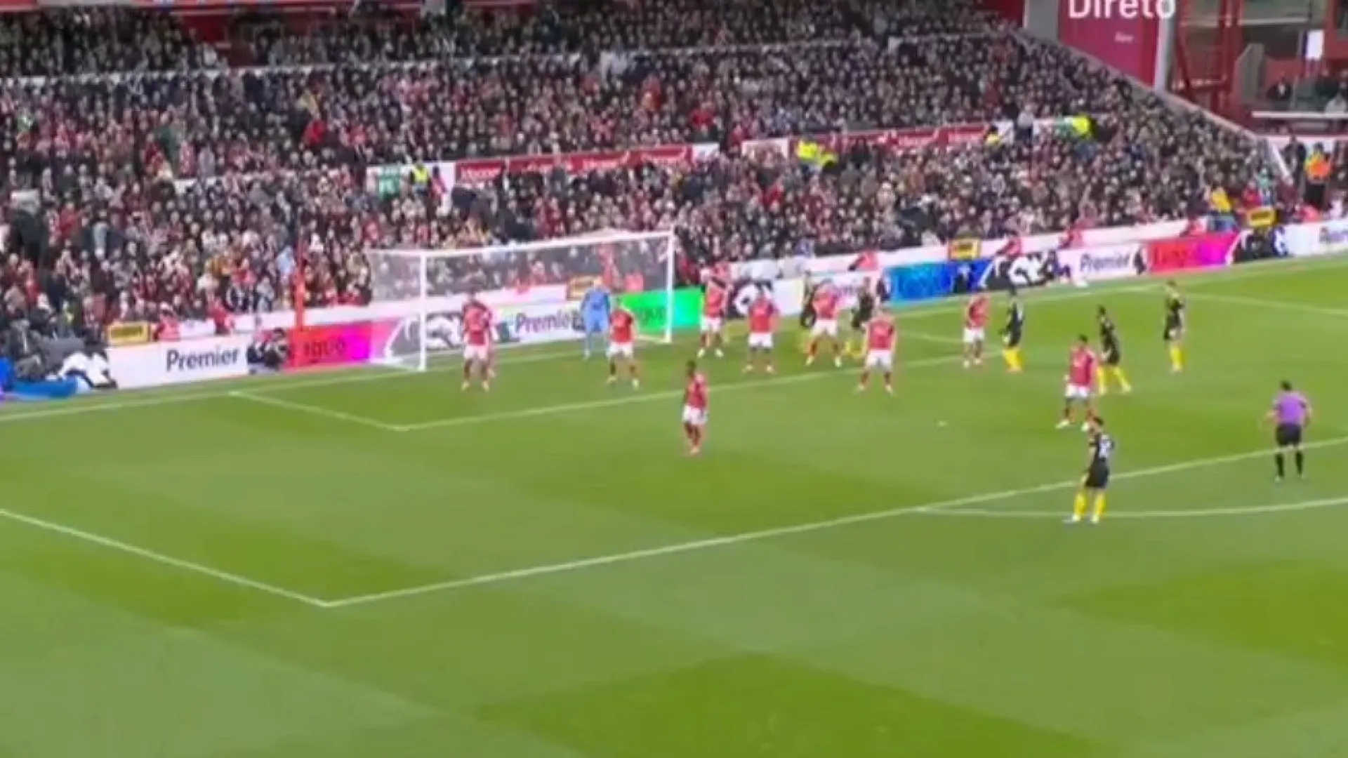 
                    O golo polémico de Casemiro que deixou Ruben Amorim e o United a vencer
                