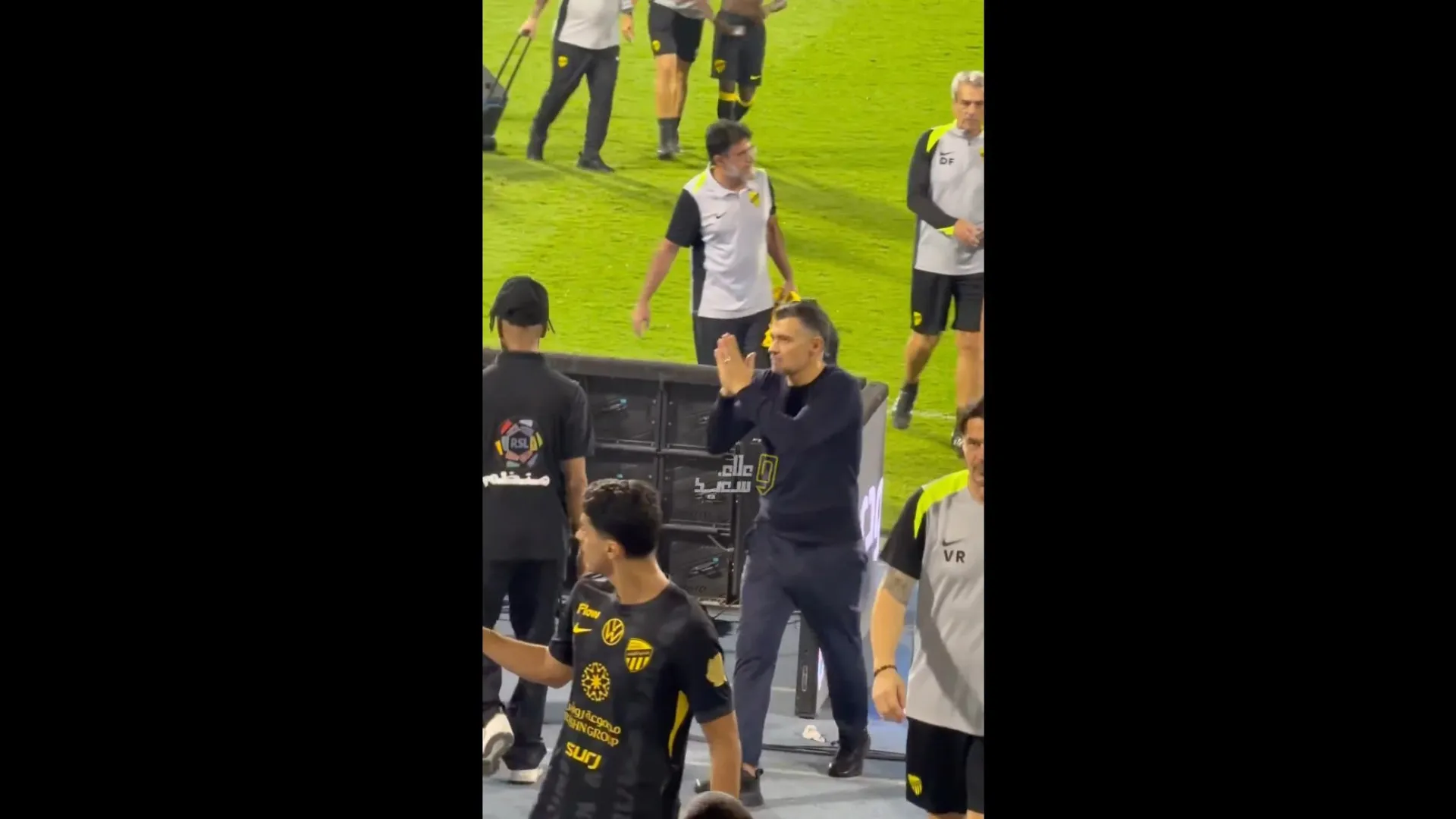 
                    Adeptos do Al Ittihad gritaram por Sérgio Conceição e esta foi a reação 
                