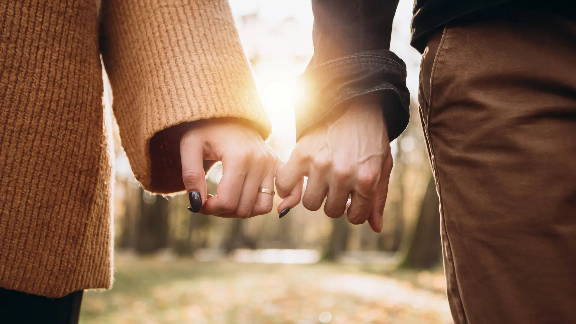 
                    Estes três signos do zodíaco terão (muita) sorte ao amor em novembro
                