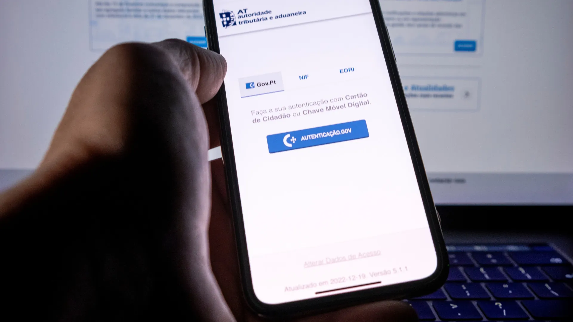 
                    Atenção! AT alerta para e-mails e SMS fraudulentos enviados em seu nome
                