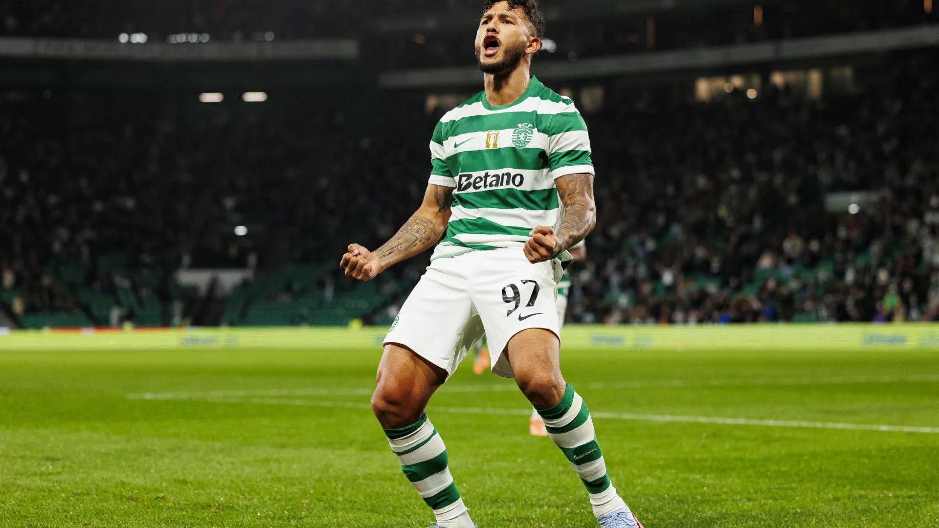 
                    Luis Suárez explica festejos de golo do Sporting... com vídeo do filho
                