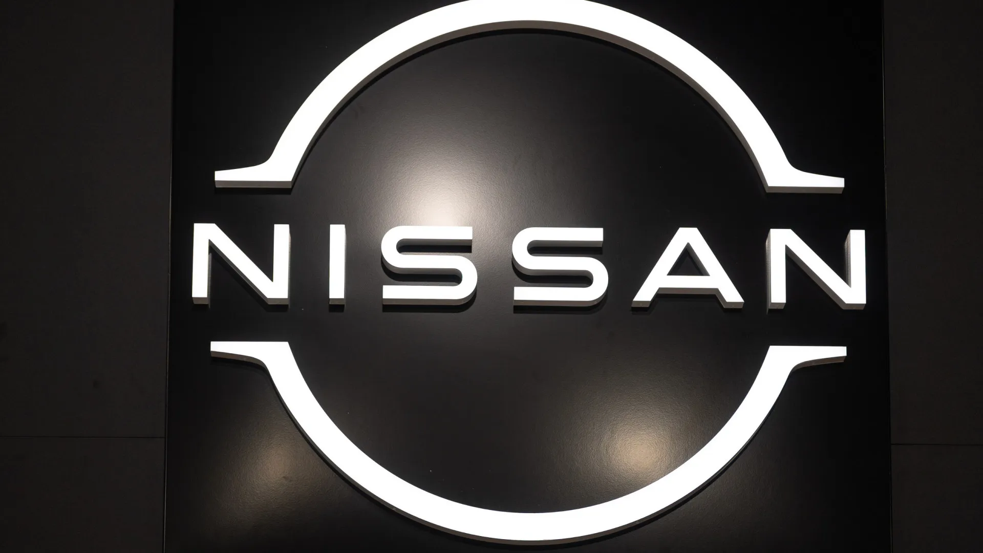 
                    Nissan deverá fechar fábrica criada numa 'joint venture' com a Mercedes
                
