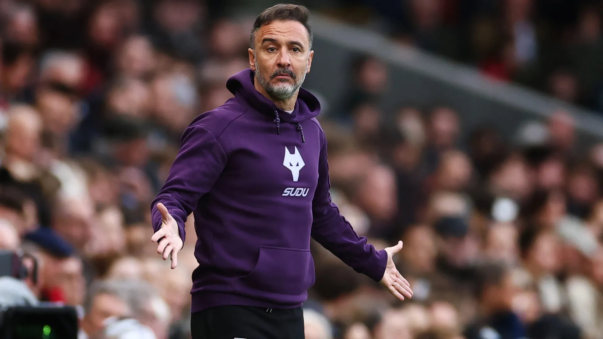 
                    Amorim 'volta à terra'. Vítor Pereira despedido e Arsenal segue no topo
                