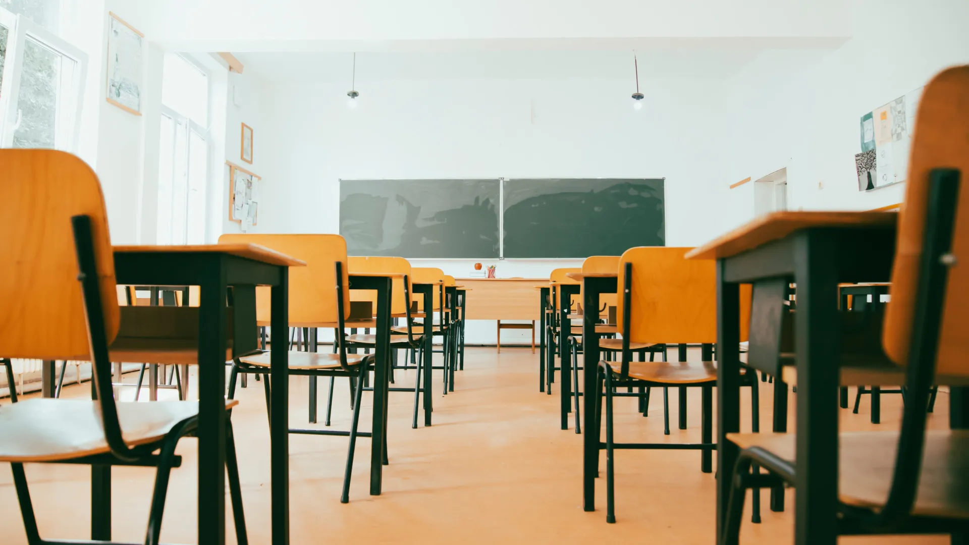 
                    Professor condenado por abusar de aluna pode voltar a dar aulas
                