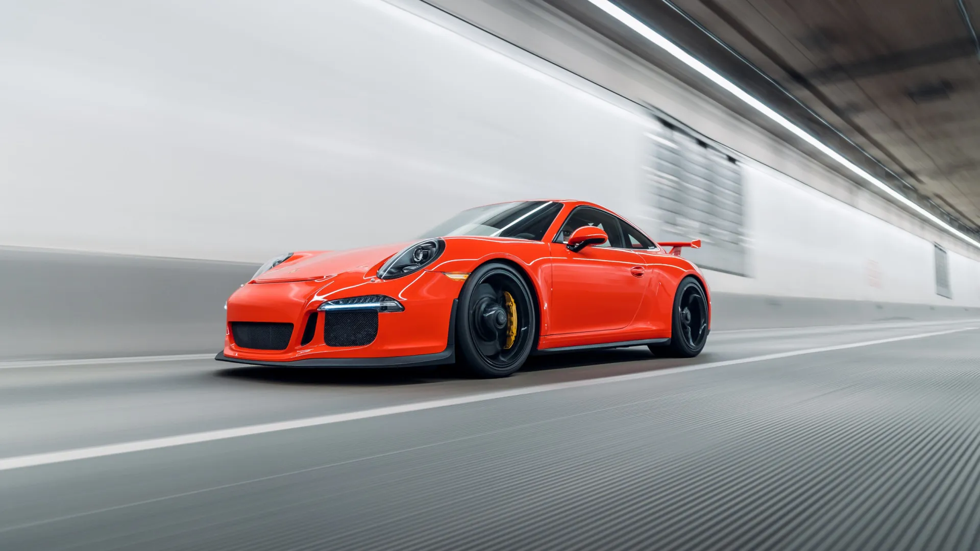 
                    Ruído ou silêncio a passar num túnel? Patente propõe que condutor decida
                