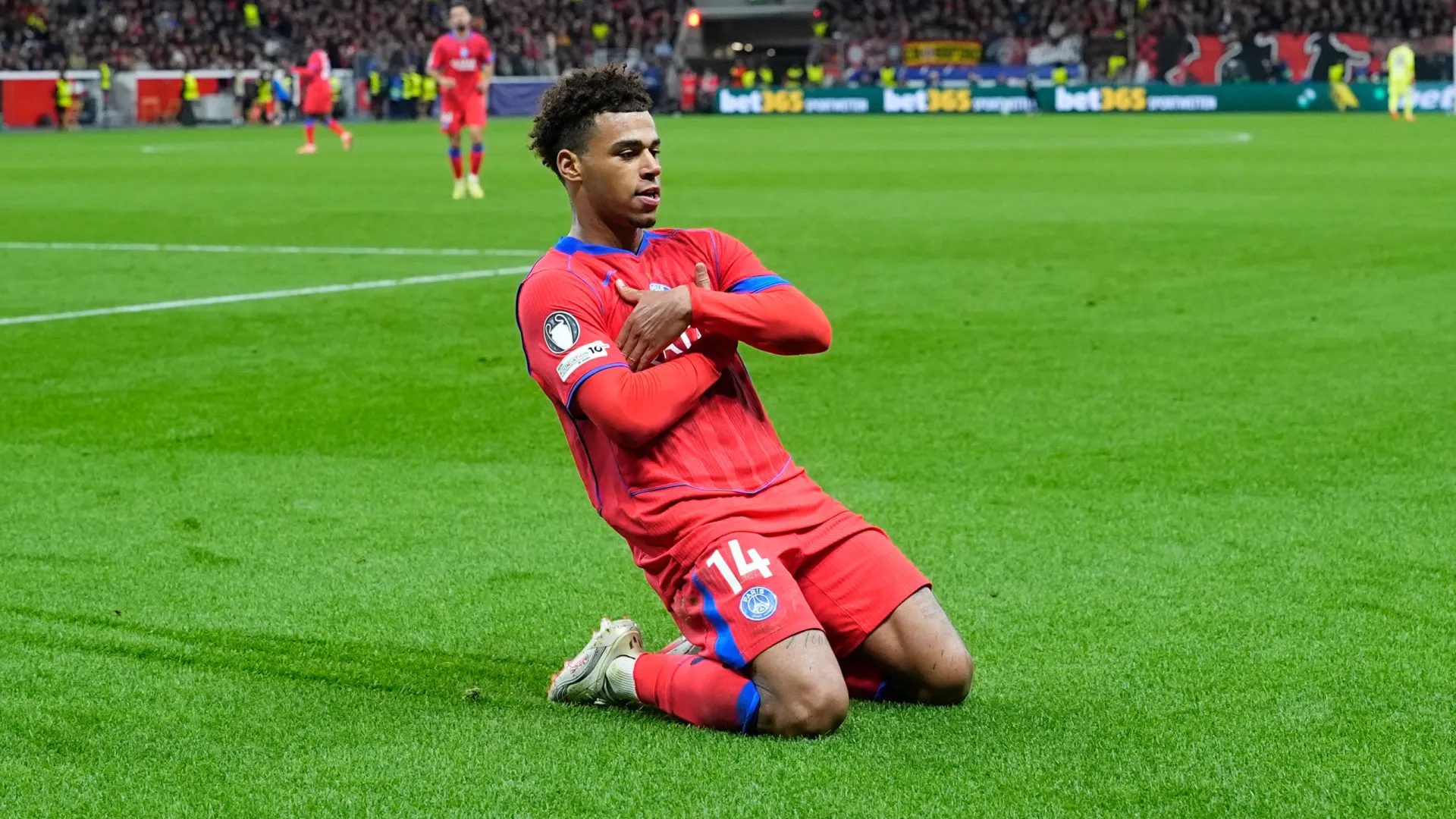 
                    Désiré Doué bate Quenda, Mora e Froholdt e é o novo Golden Boy
                