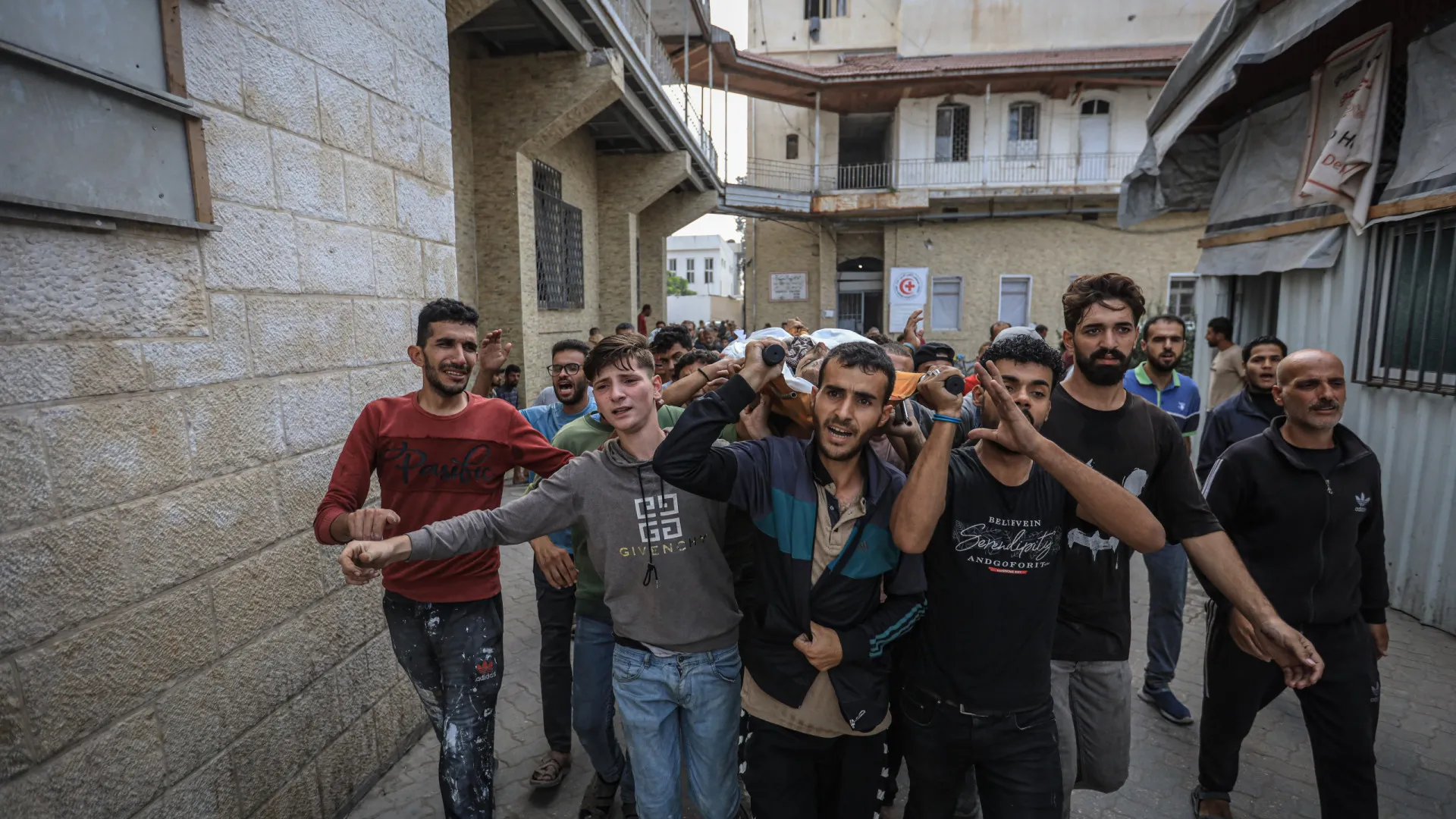 
                    Autoridades de Gaza registam 240 mortos desde o cessar-fogo
                