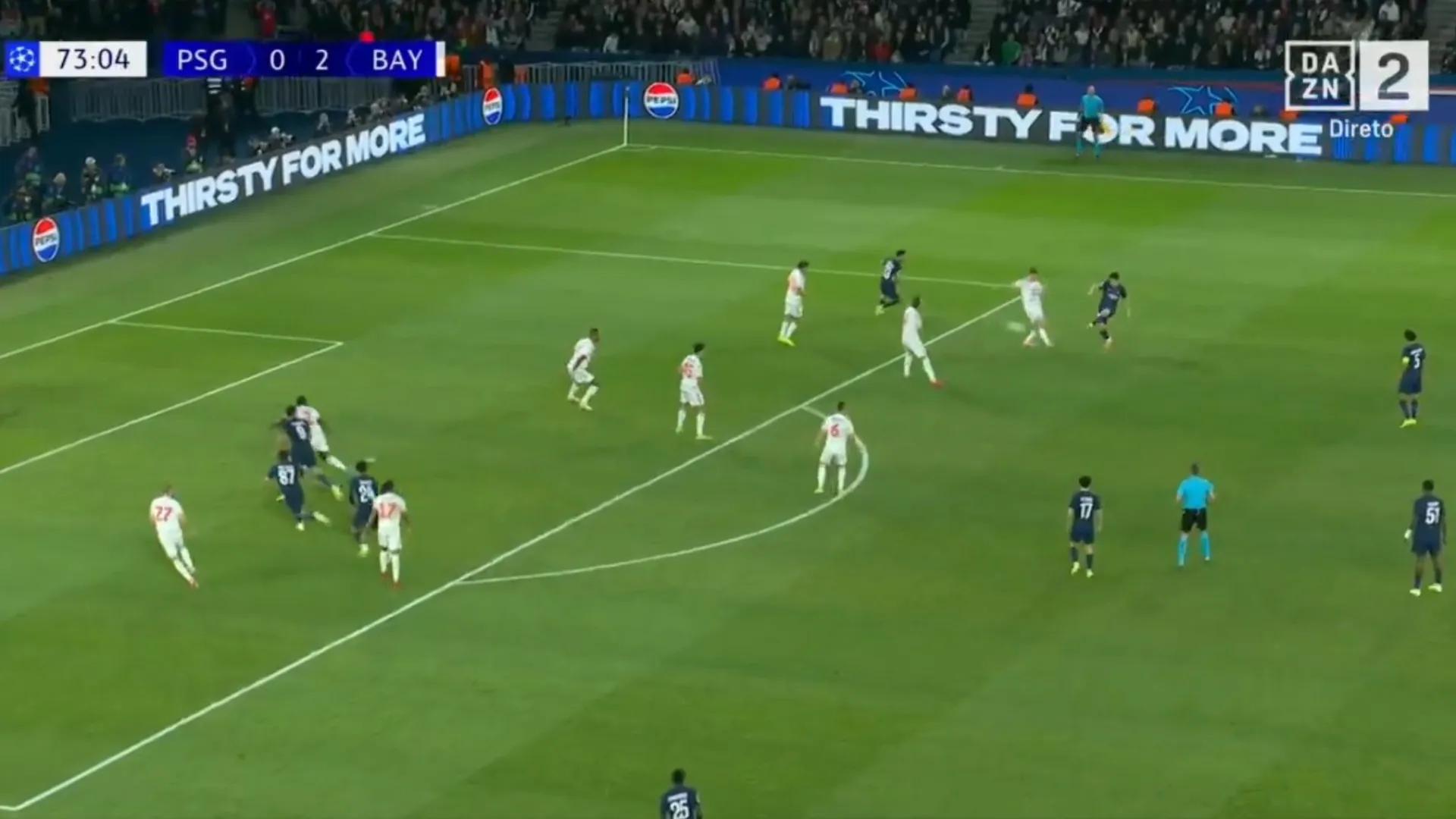 
                    Golo de João Neves não impede derrota do PSG na receção ao Bayern
                