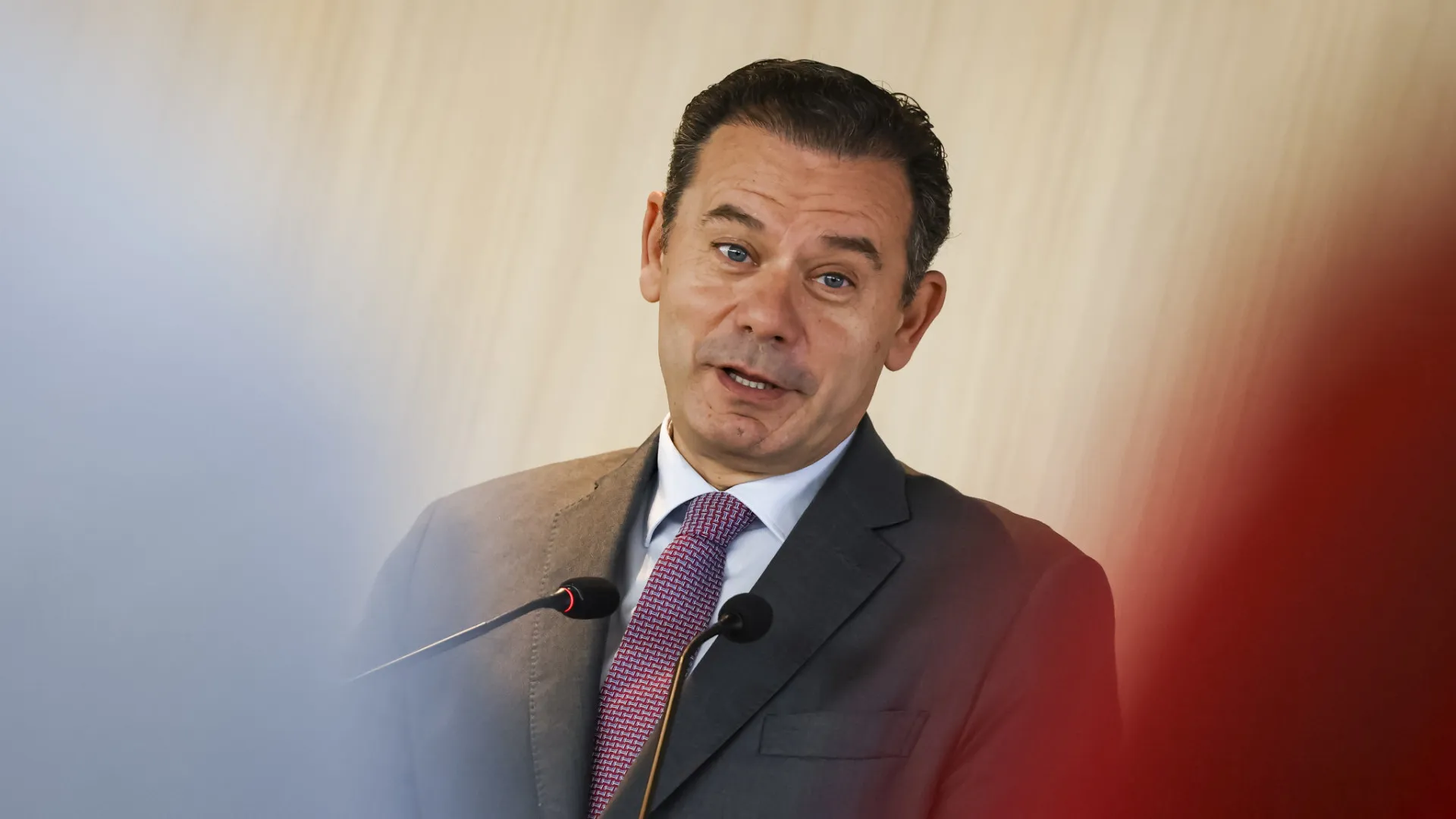 Montenegro diz que combate ao narcotráfico "interessa muito a Portugal"