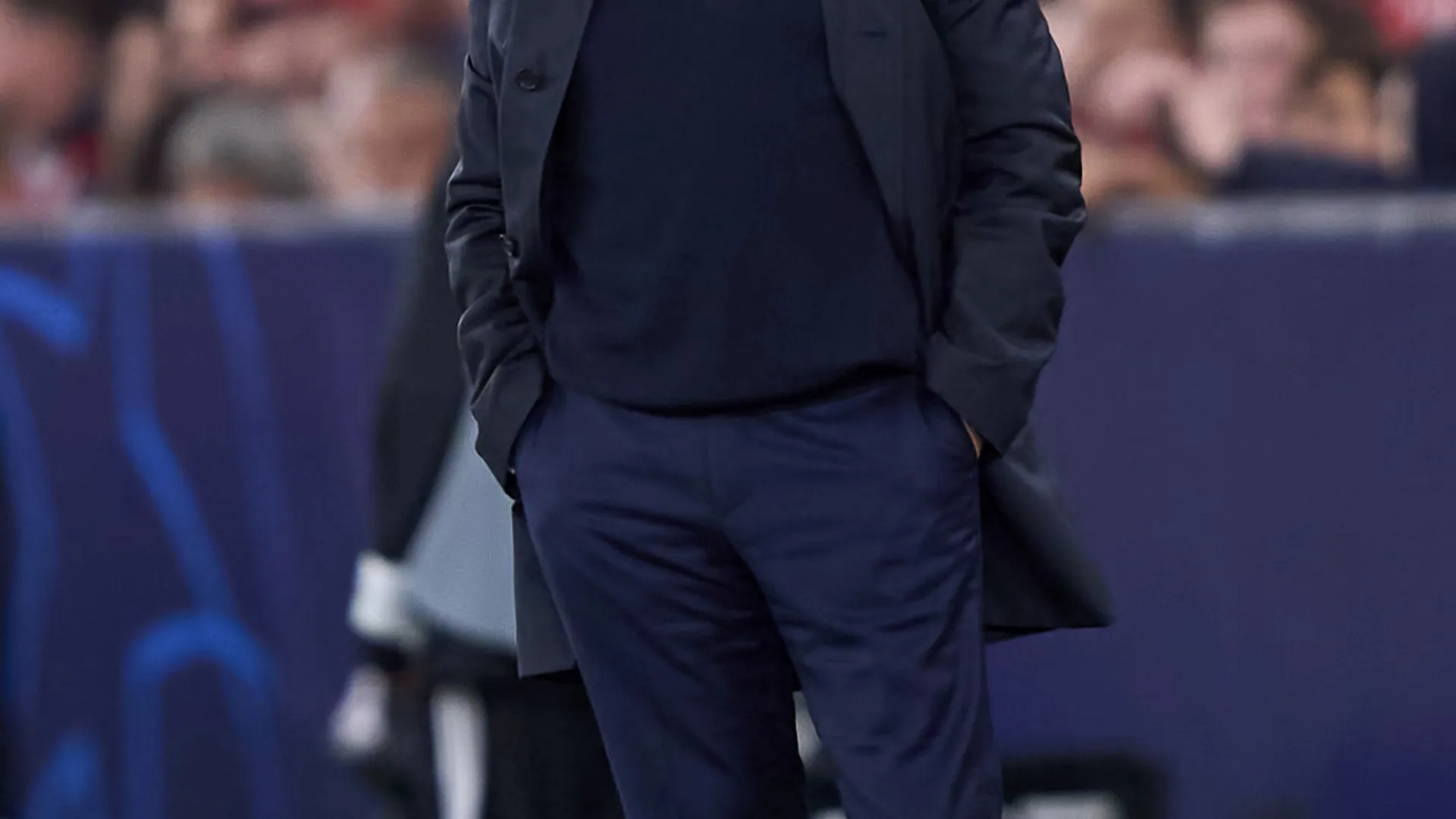 
                    'Mou' começou a sorrir, mas terminou 'amargo' em nova derrota do Benfica
                