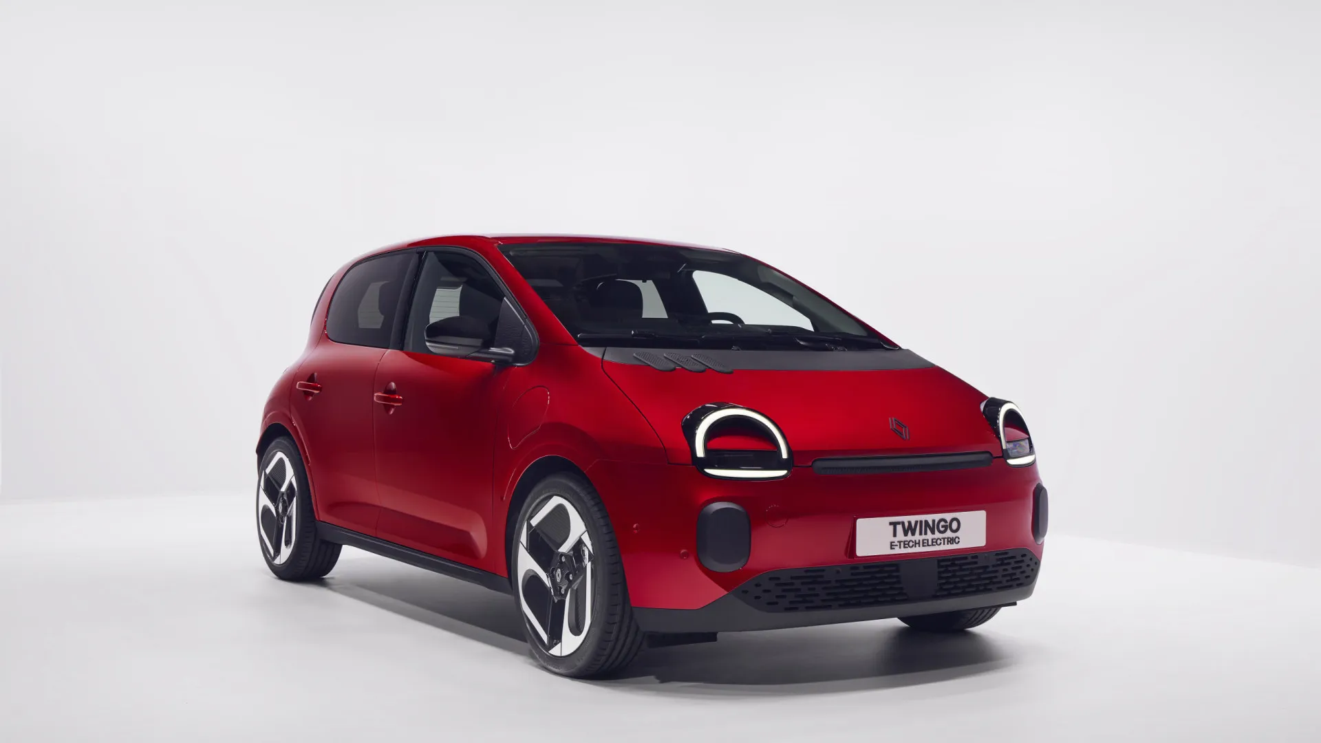 
                    Eis o novo Renault Twingo. Ícone modernizado por menos de 20.000€
                