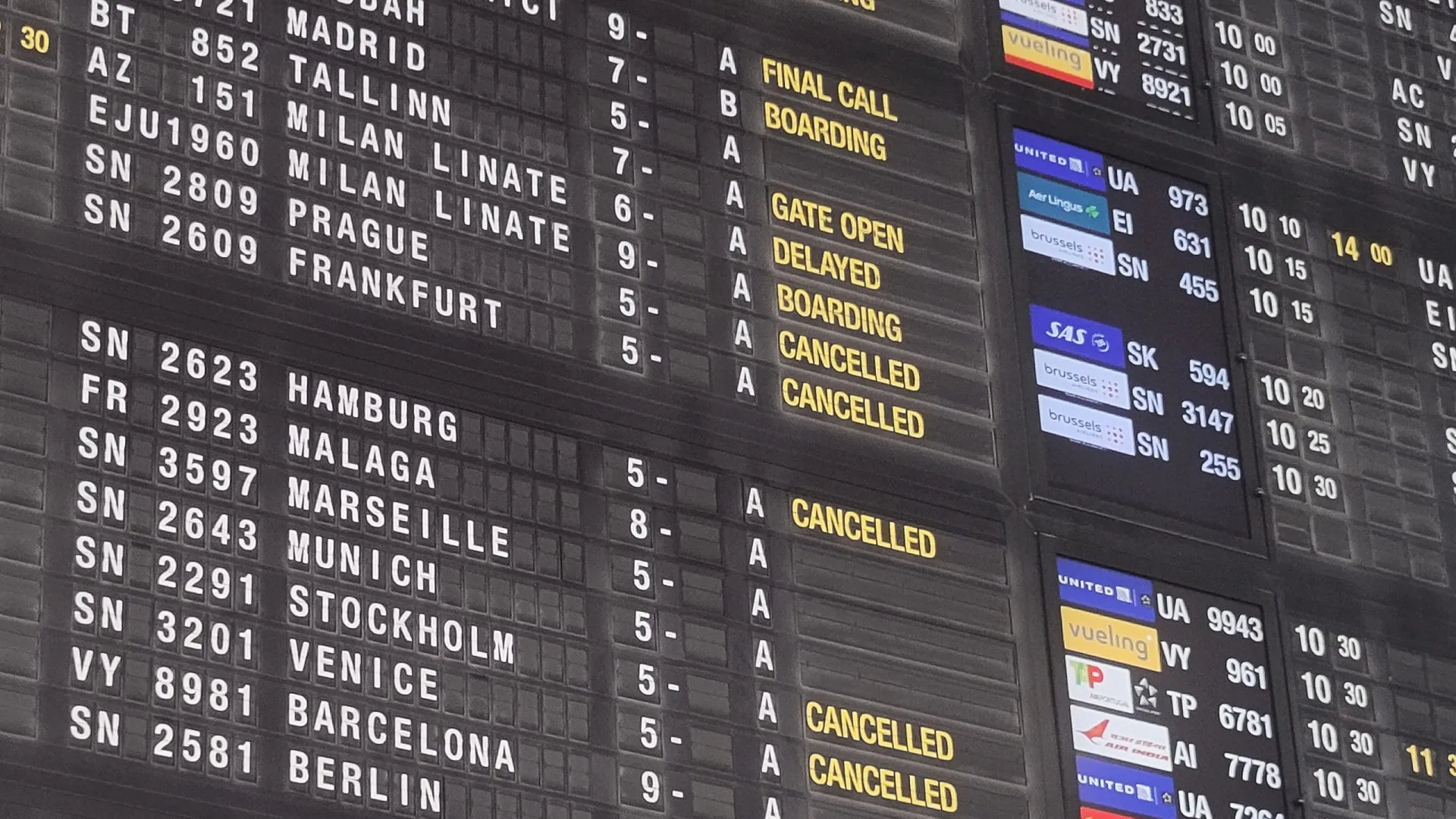 
                    Tráfego brevemente interrompido no Aeroporto de Bruxelas devido a drone
                