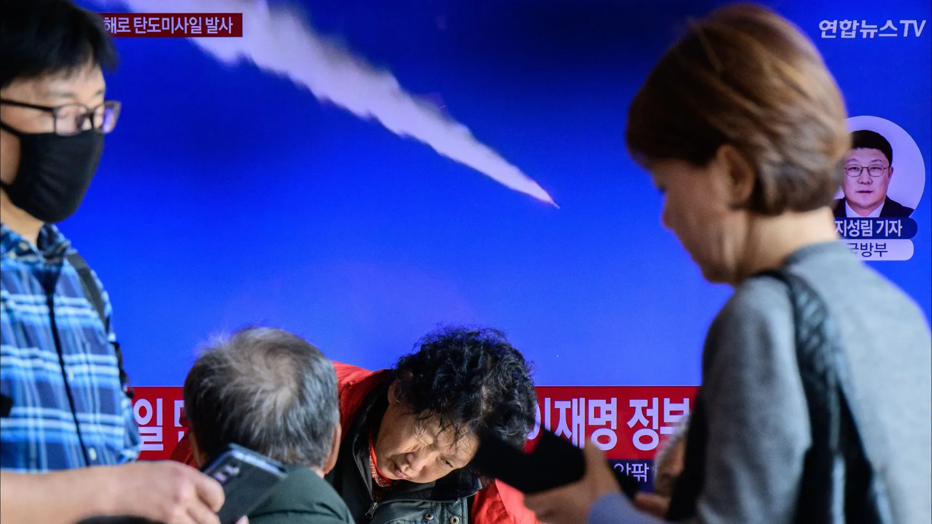 
                    Governo russo defende lançamento de míssil balístico pela Coreia do Norte
                