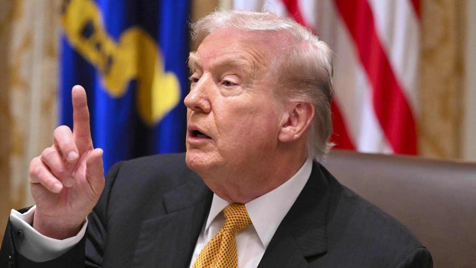 
                    EUA suspendem parte das sanções contra a petrolífera russa Lukoil
                