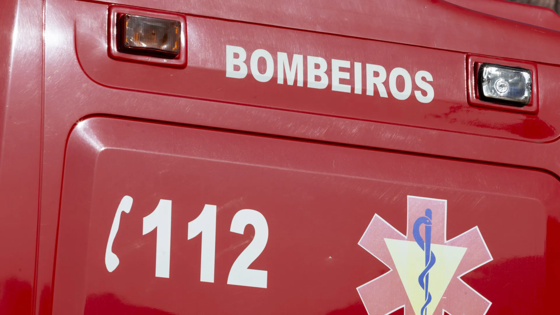 
                    Morre atropelado à porta de casa em Penafiel. Condutor fugiu, mas voltou
                