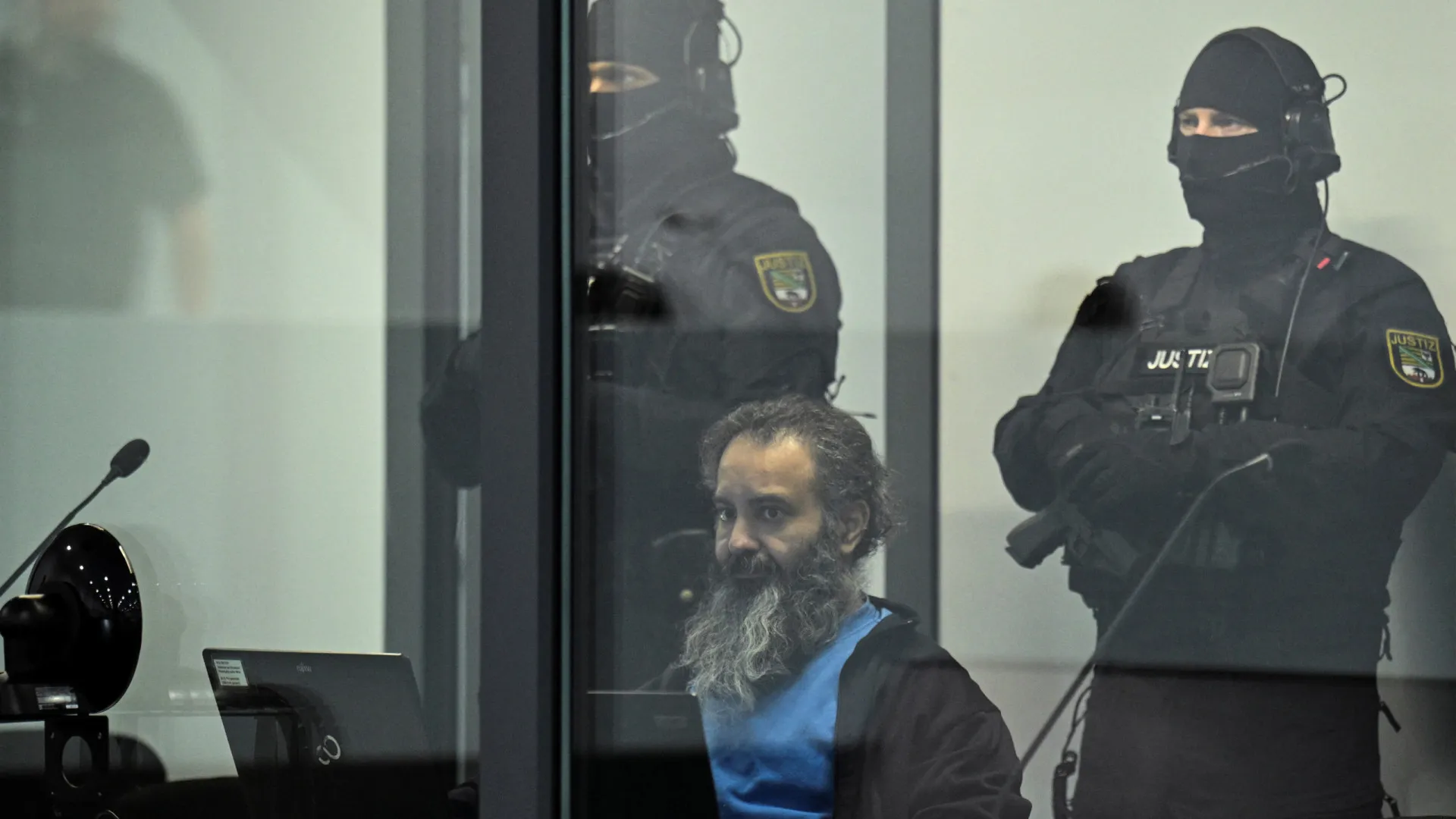 
                    Médico que matou 6 pessoas na Alemanha julgado 