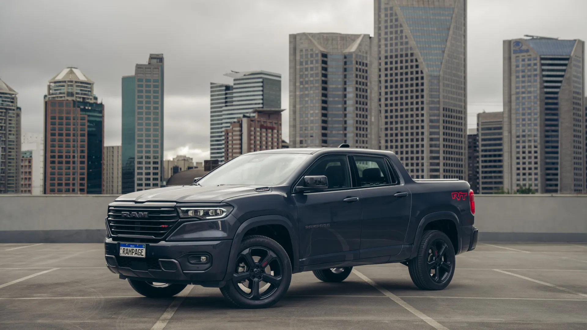 
                    Pick-up made in Brasil RAM Rampage foi apresentada na Europa
                