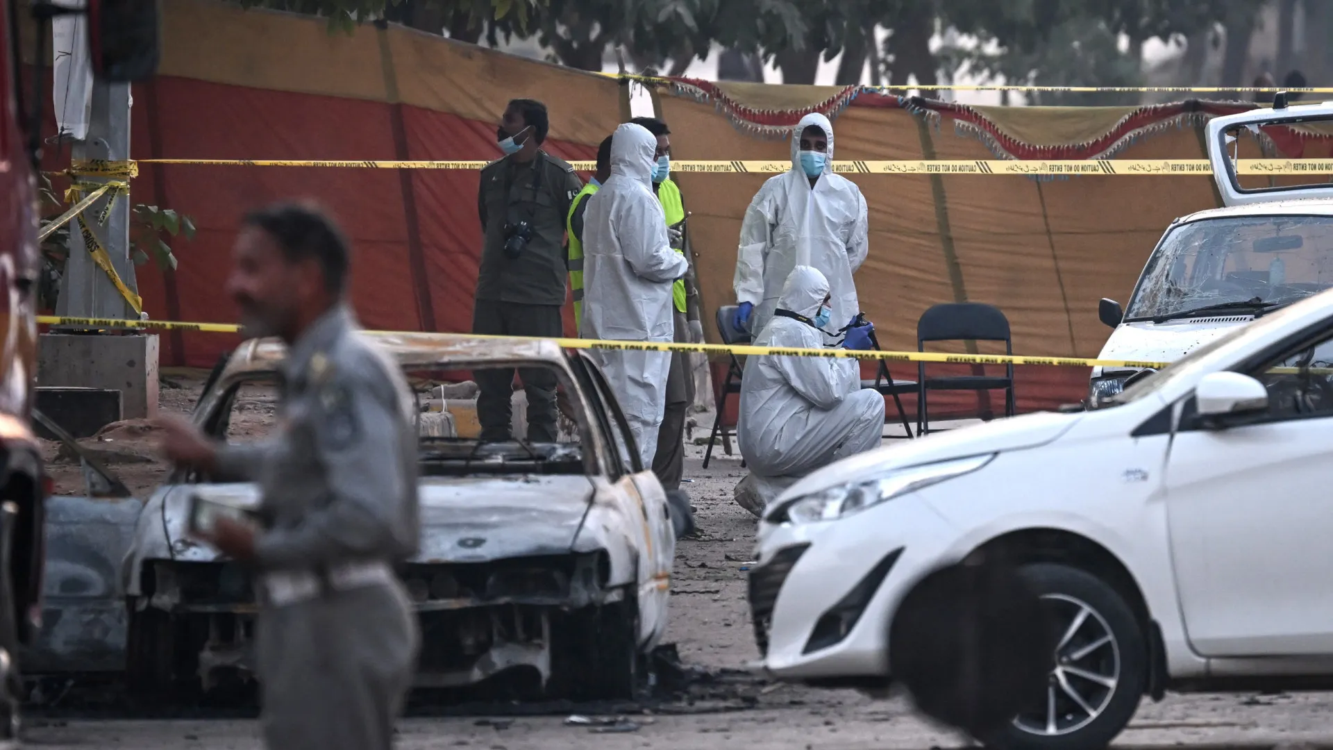 
                    Paquistão detém quatro suspeitos de atentado suicida em Islamabad
                