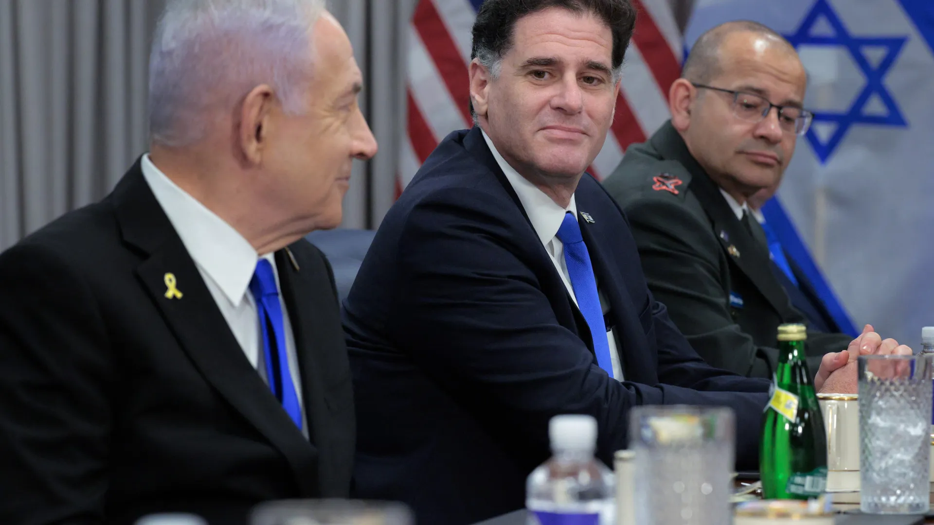 
                    Ministro próximo de Netanyahu demite-se um mês após trégua em Gaza
                