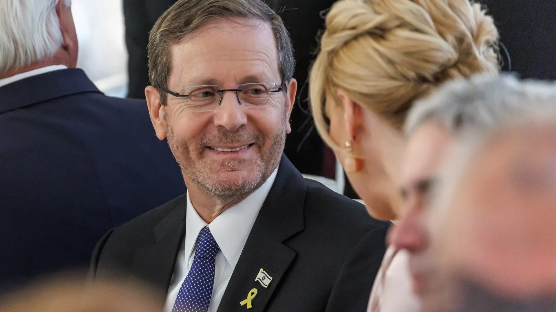 
                    Presidente israelita condena 