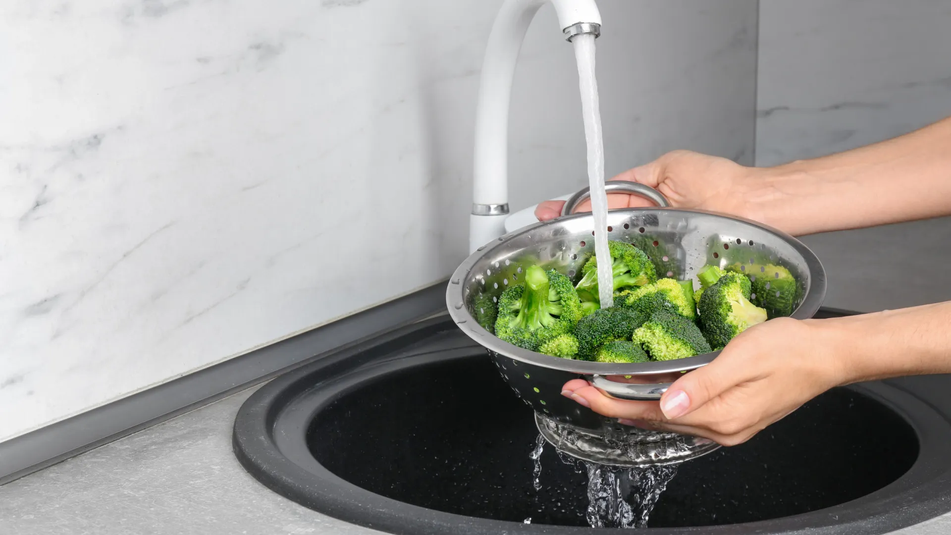 Andou uma vida inteira a lavar mal os brócolos. Como fazê-lo corretamente