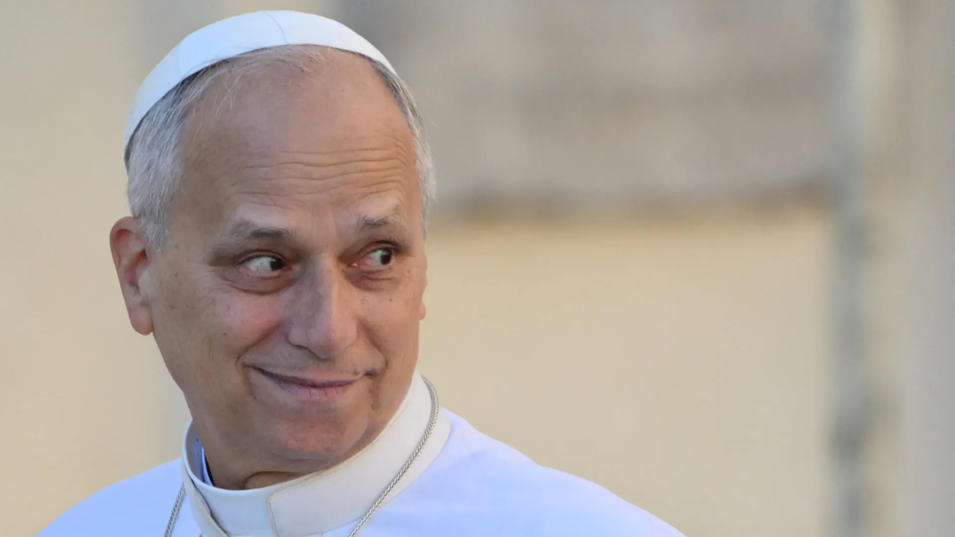 
                    Papa Leão vai encontrar-se com atores. Antes, revelou filmes favoritos
                