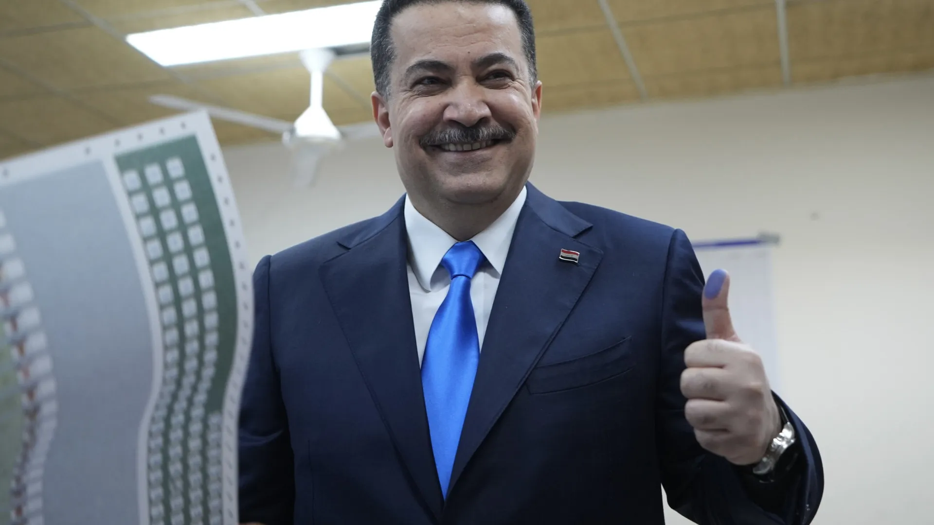 
                    Primeiro-ministro do Iraque vence eleições legislativas
                