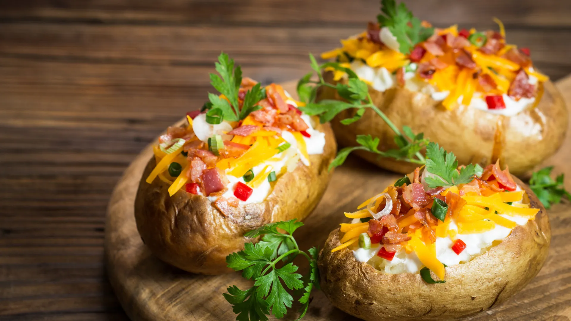 Delicie-se com estas batatas recheadas e saiba como torná-las saudáveis
