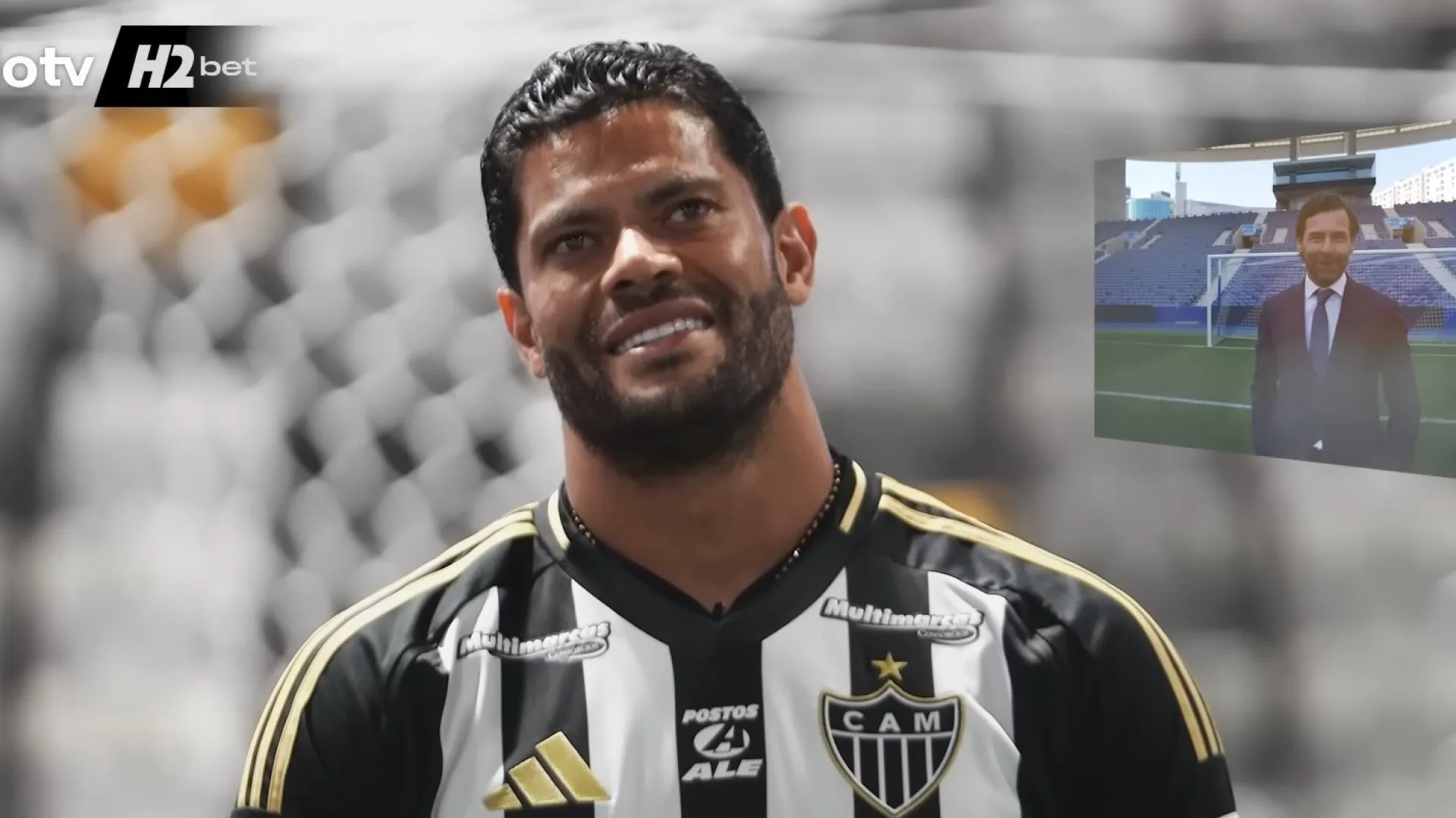 
                    Hulk chegou aos 500 golos e foi surpreendido por André Villas-Boas
                
