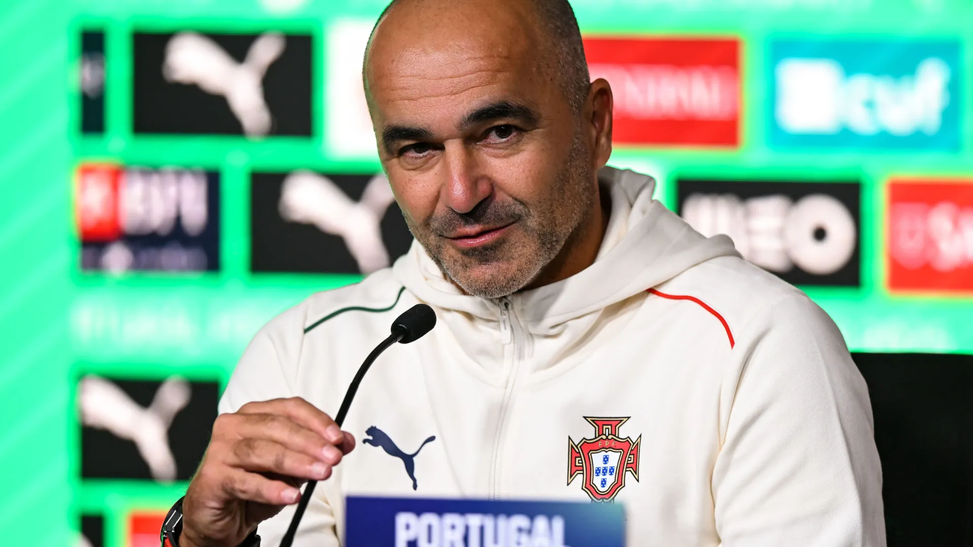 EM DIRETO: Roberto Martínez e Cristiano Ronaldo projetam Irlanda-Portugal