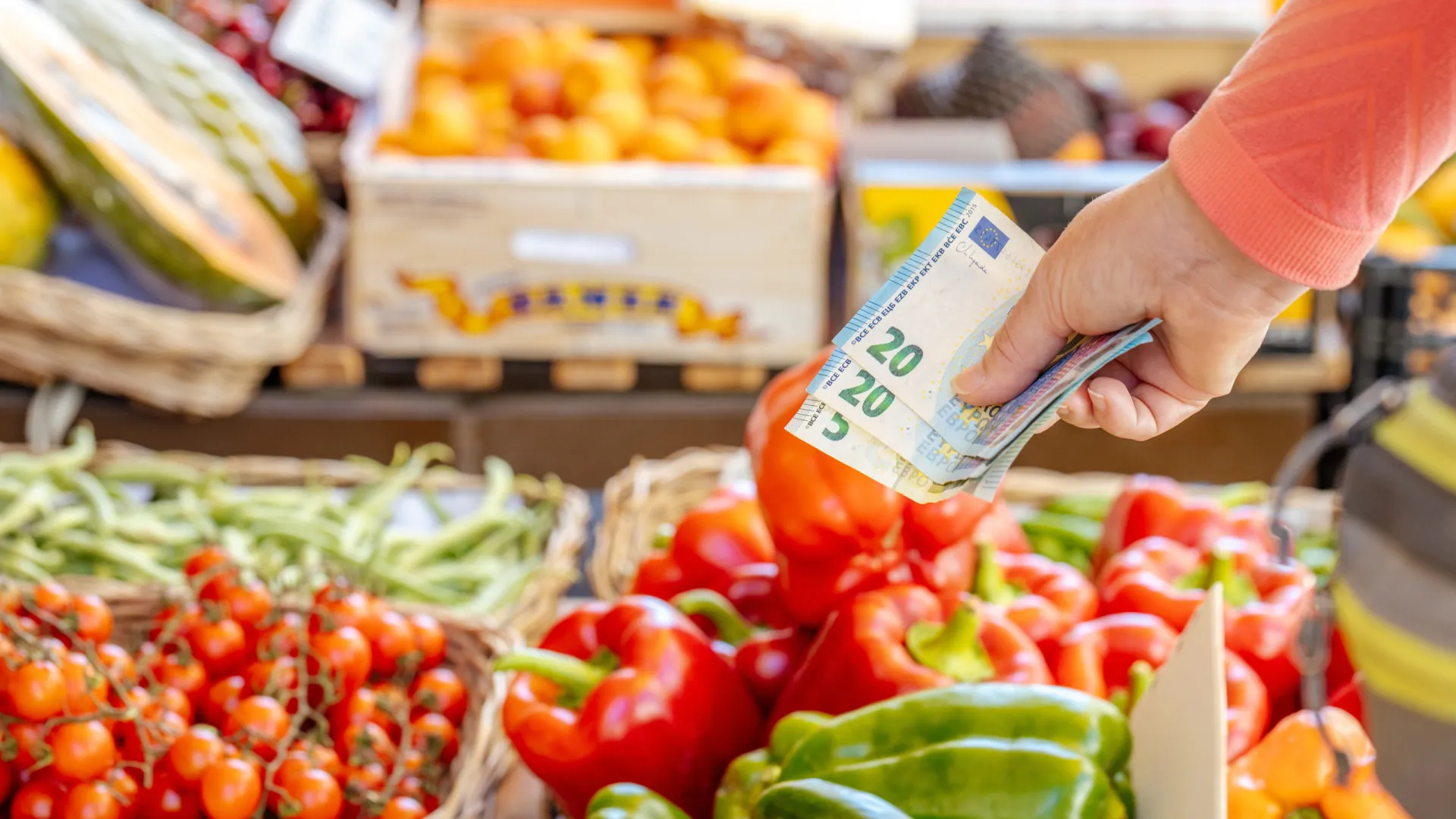 
                    Preços dos alimentos não param de subir: Saiba quanto custa agora o cabaz
                