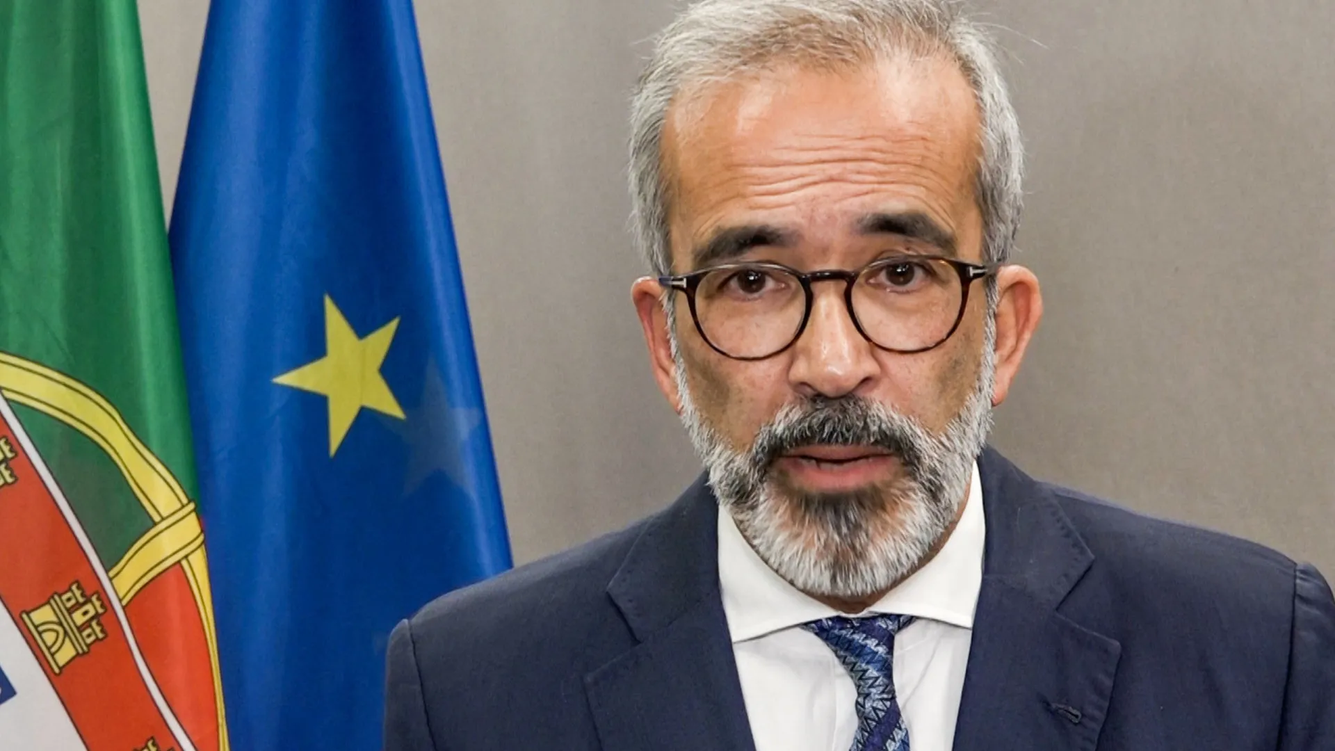 
                    Portugal evoca vítimas do Bataclan e reafirma 