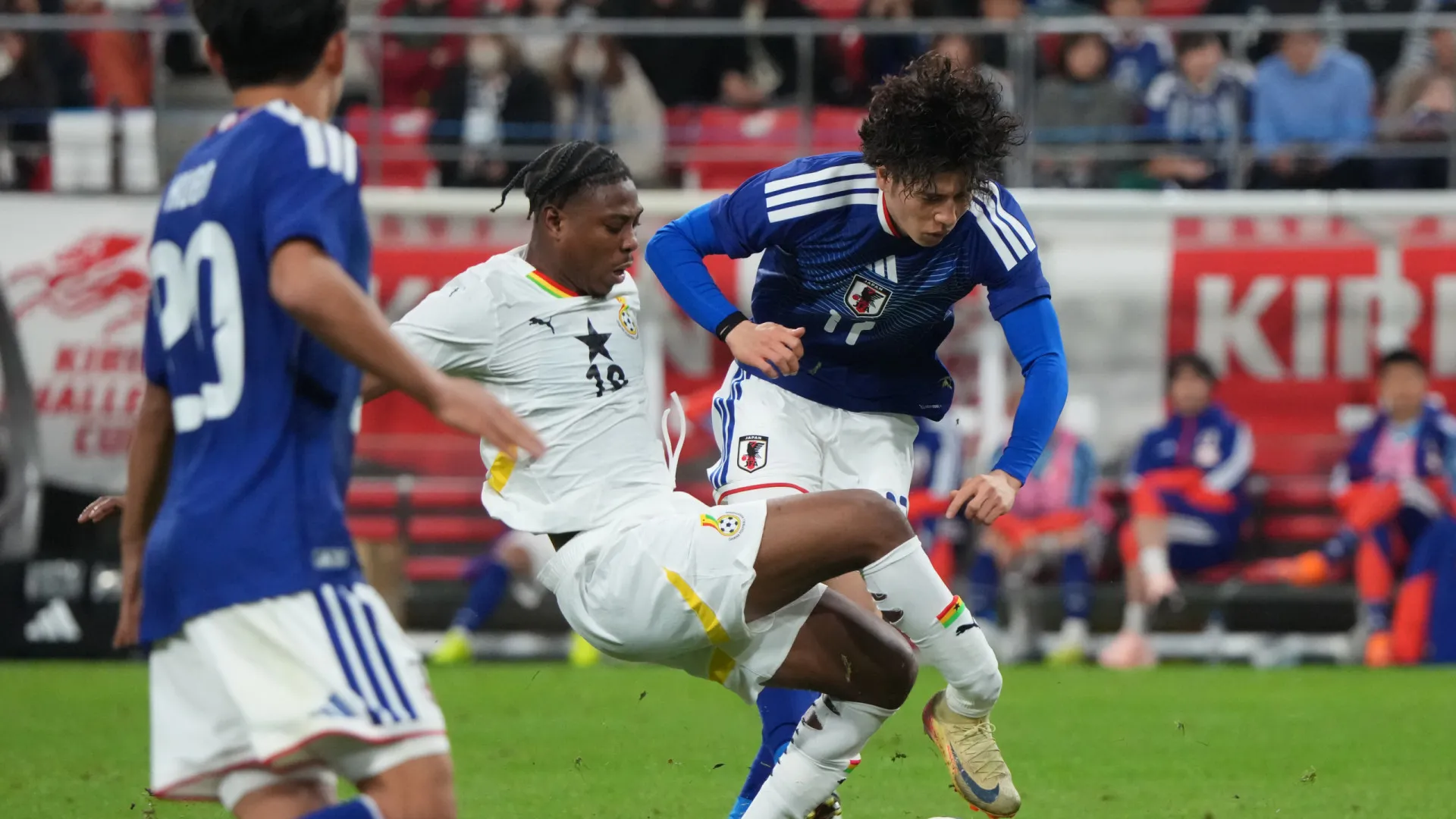 
                    Arrepiante. Ex-colega de Schjelderup lesionou-se e ficou neste estado
                