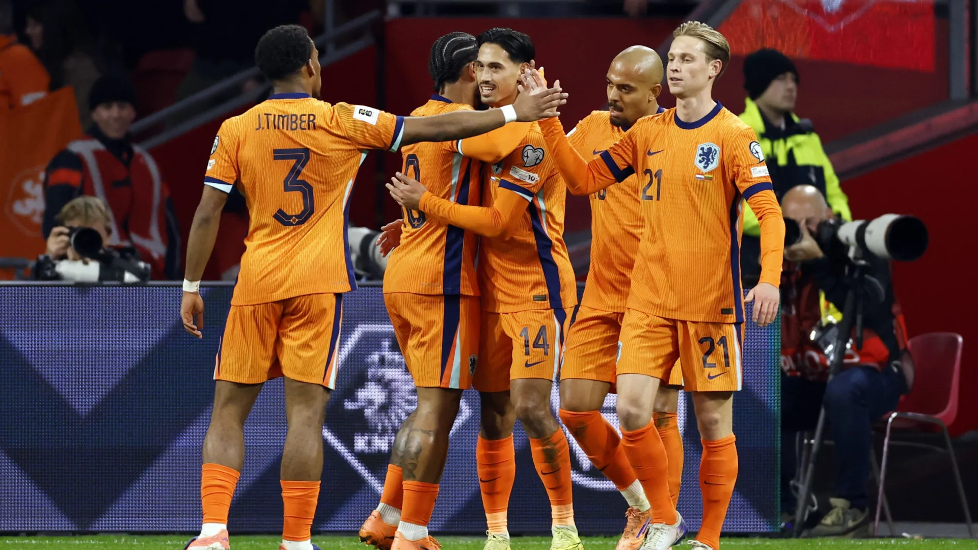 
                    Laranja Mecânica impera, Países Baixos vão ao Mundial. Polónia no playoff
                