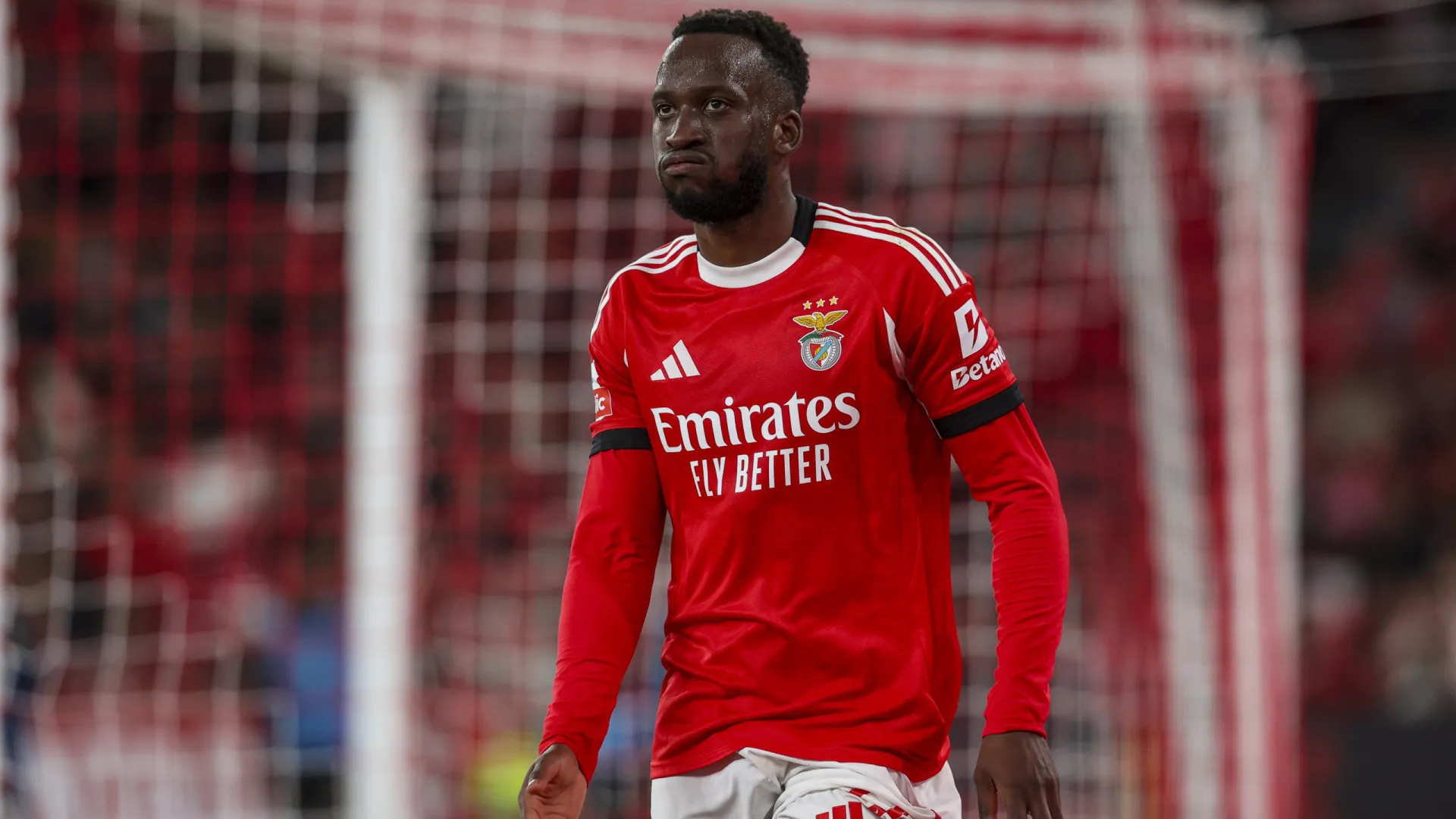 
                    Lukebakio falha jogo do Benfica na Taça devido a castigo... de Espanha
                