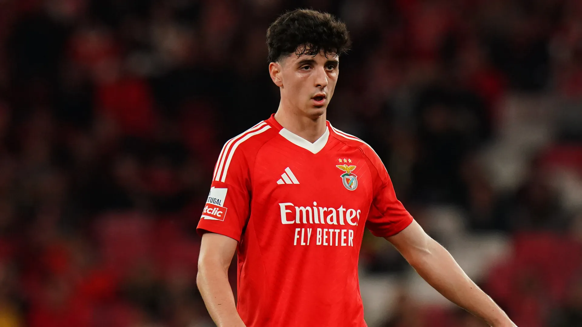 
                    Mourinho surpreende e convoca Manu Silva para o Ajax-Benfica
                