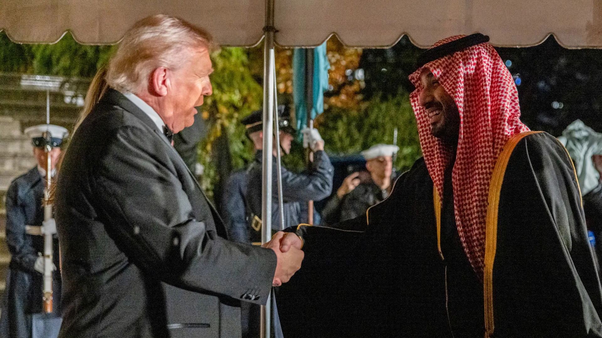
                    Trump anuncia Arábia Saudita como 