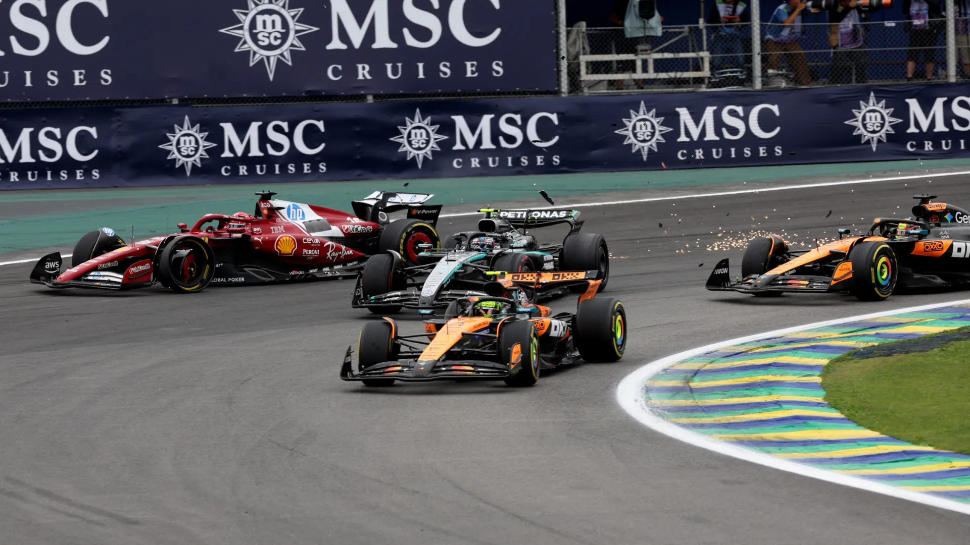 
                    Luta pelo título de F1 continua: Os horários do GP de Las Vegas
                