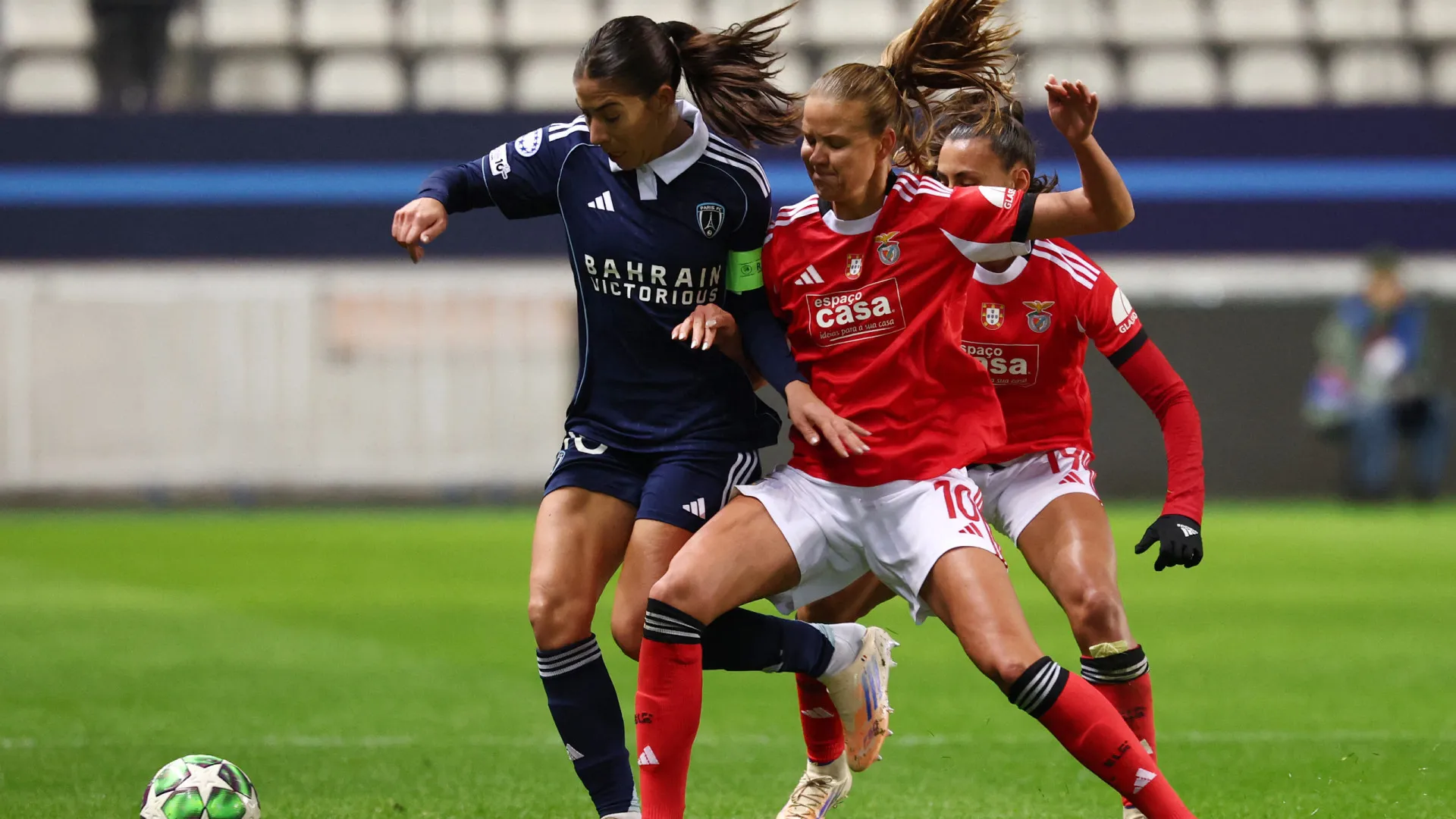 
                    Benfica volta a cair na realidade e sofre nova derrota na Champions
                