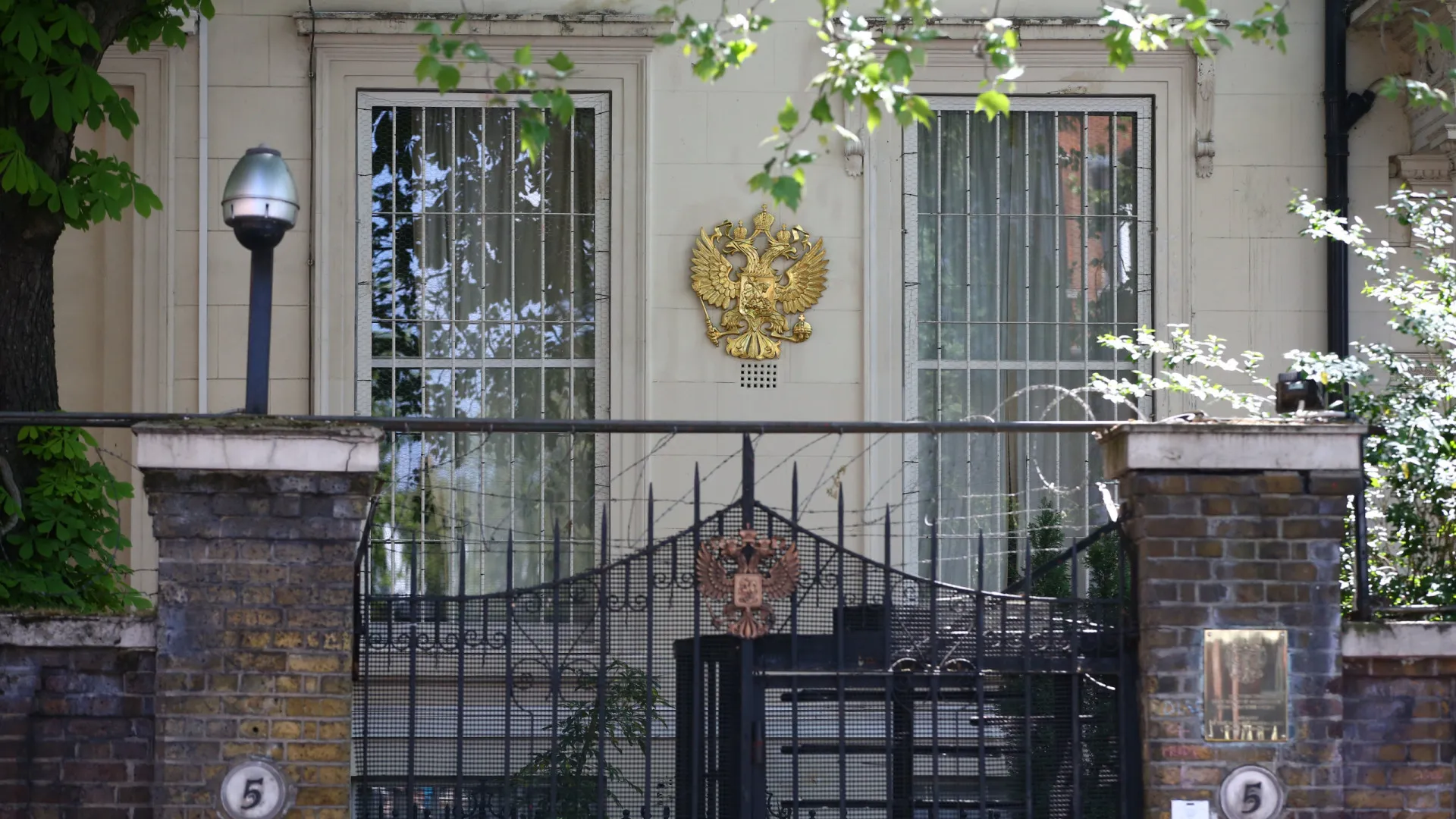 
                    Rússia responde a alerta do Reino Unido: 