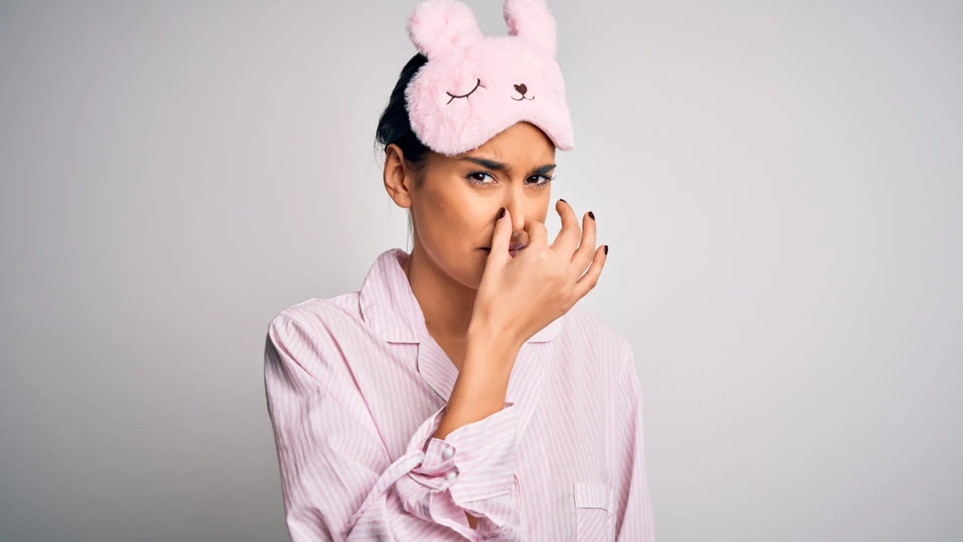 
                    Há quanto tempo não lava o seu pijama? Descubra o que pode acontecer
                