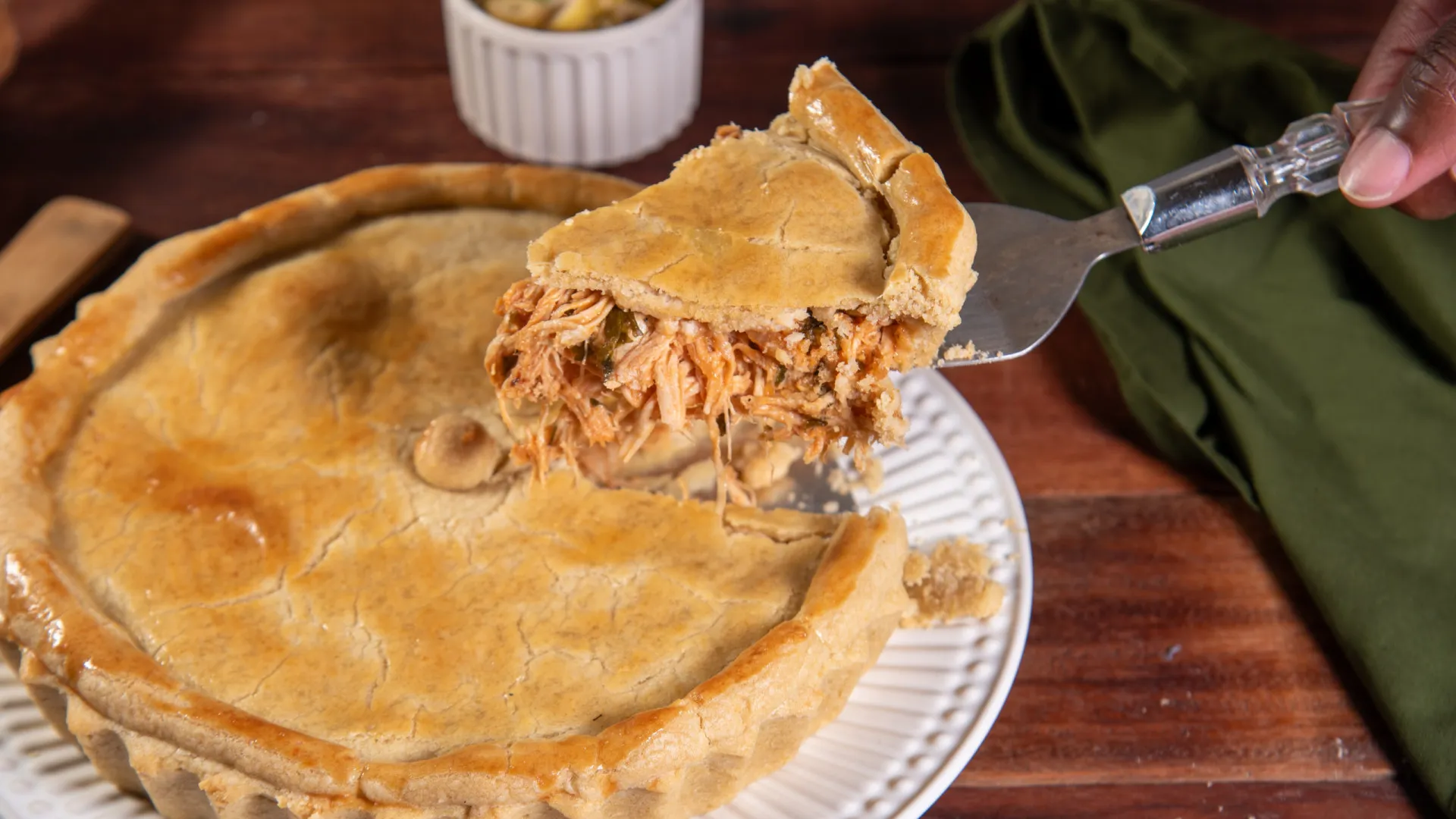 
                    Esta receita fácil de empadão de frango vai conquistar toda a família
                