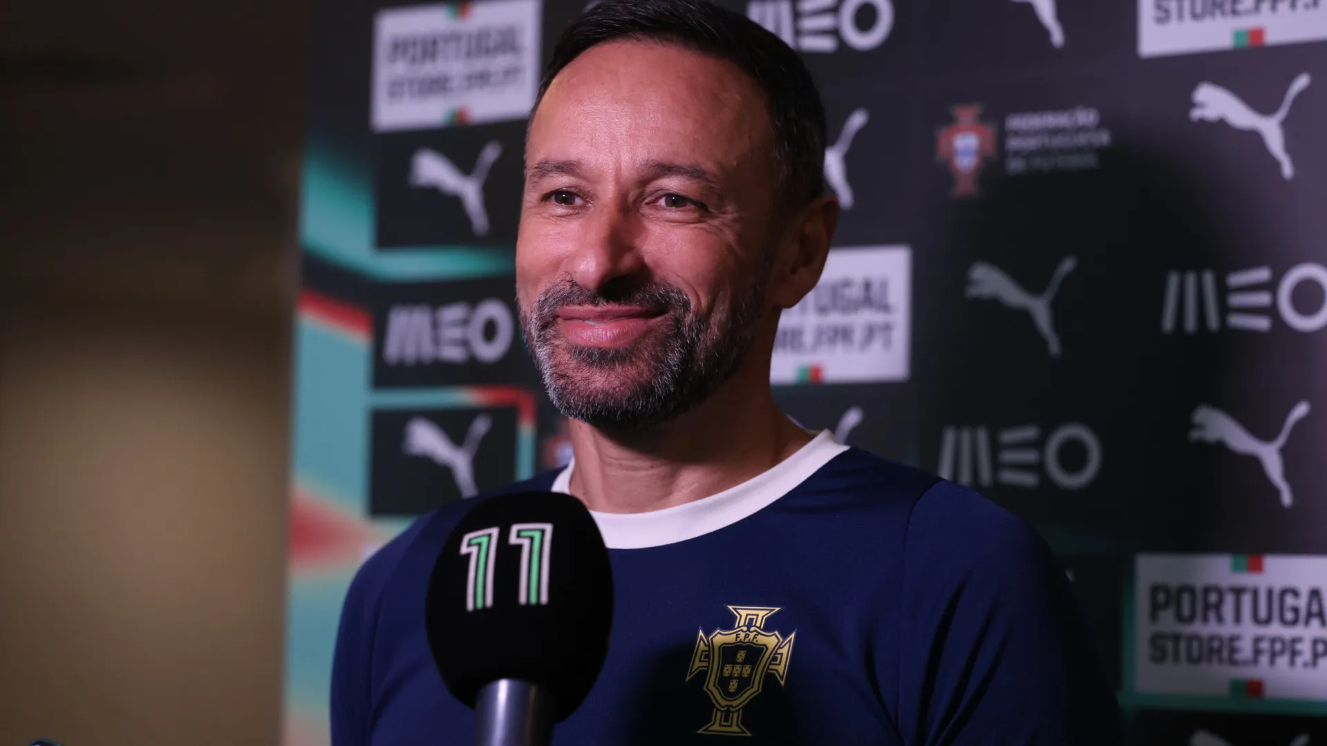 
                    Bino Maçães quer equipa serena e fiel ao seu jogo nos quartos de final
                