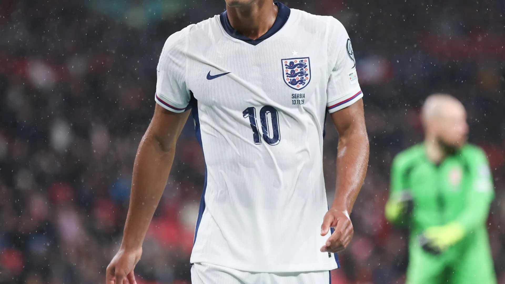 
                    Ian Wright 'arrasa' imprensa inglesa em defesa de Jude Bellingham
                