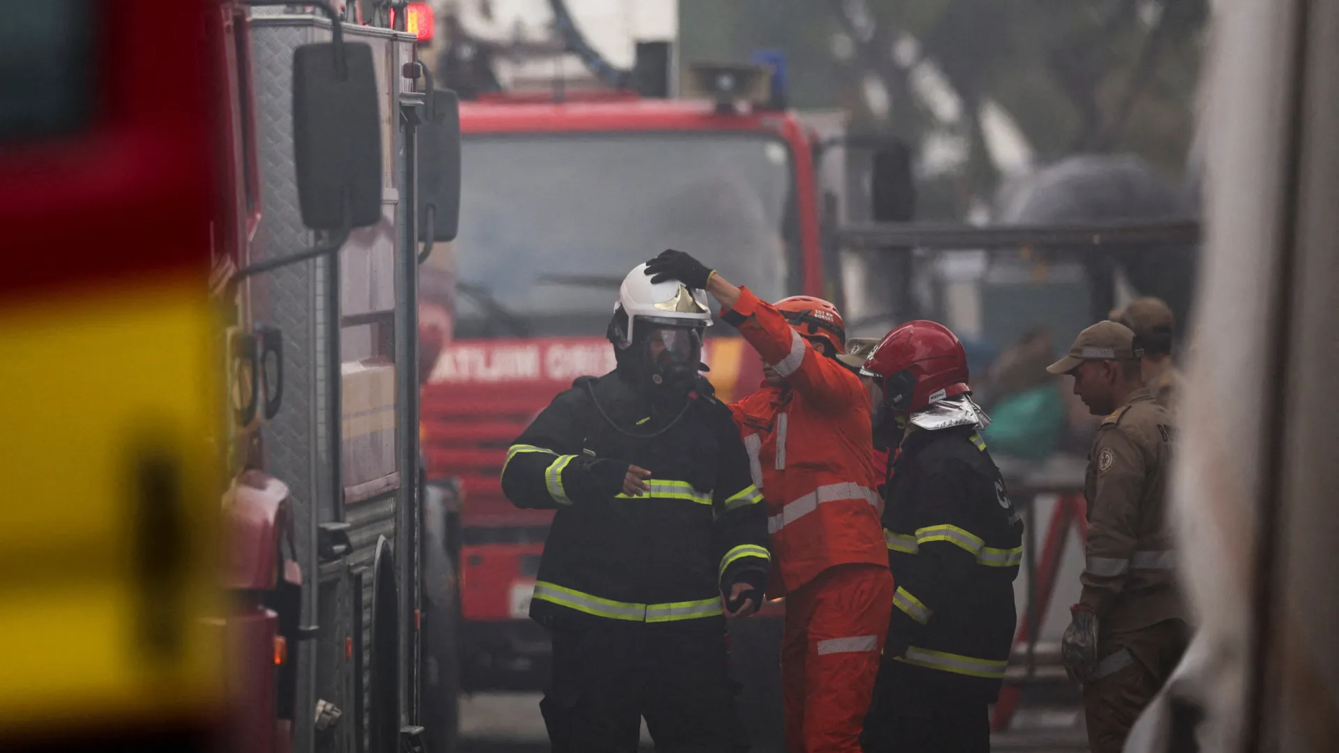 
                    Treze pessoas assistidas por inalação de fumo após incêndio na COP30
                