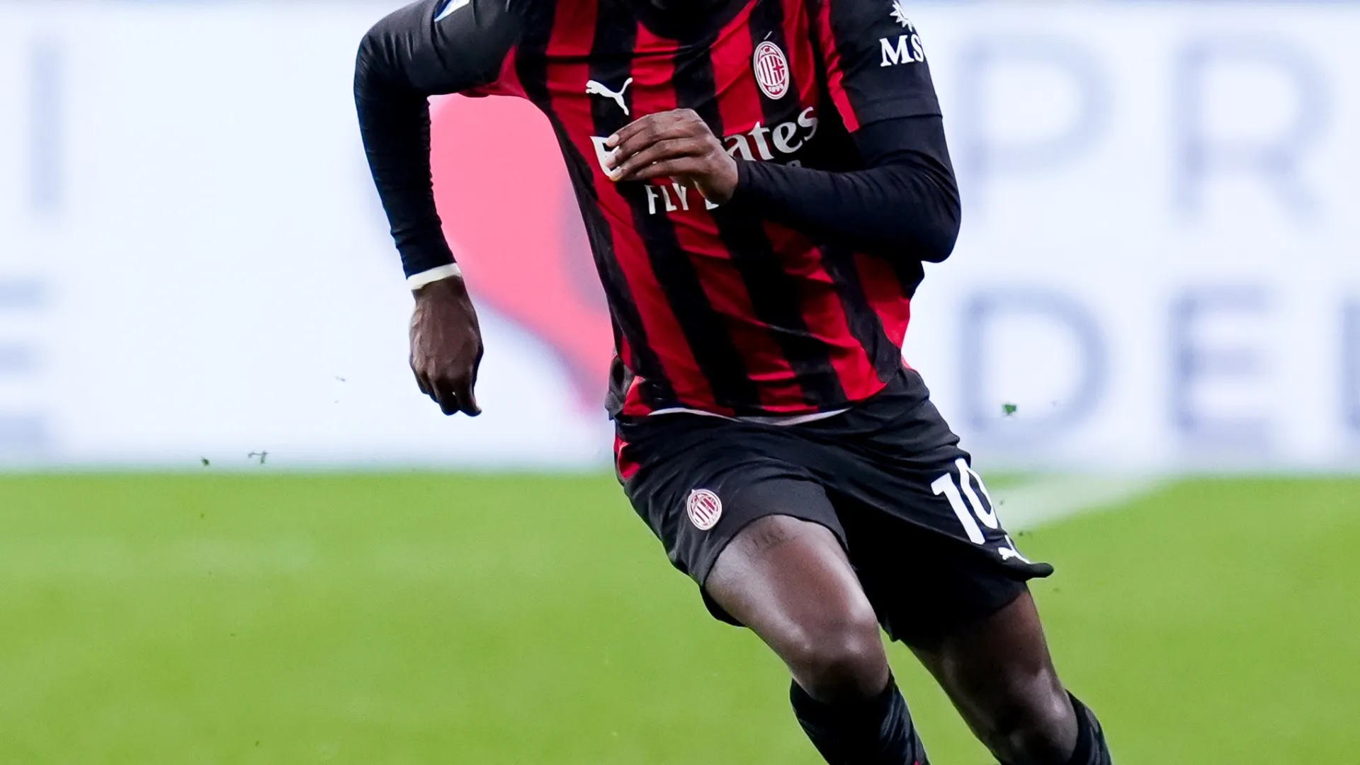 
                    Está encontrado o concorrente de Cristiano Ronaldo? Leão alerta Martínez
                