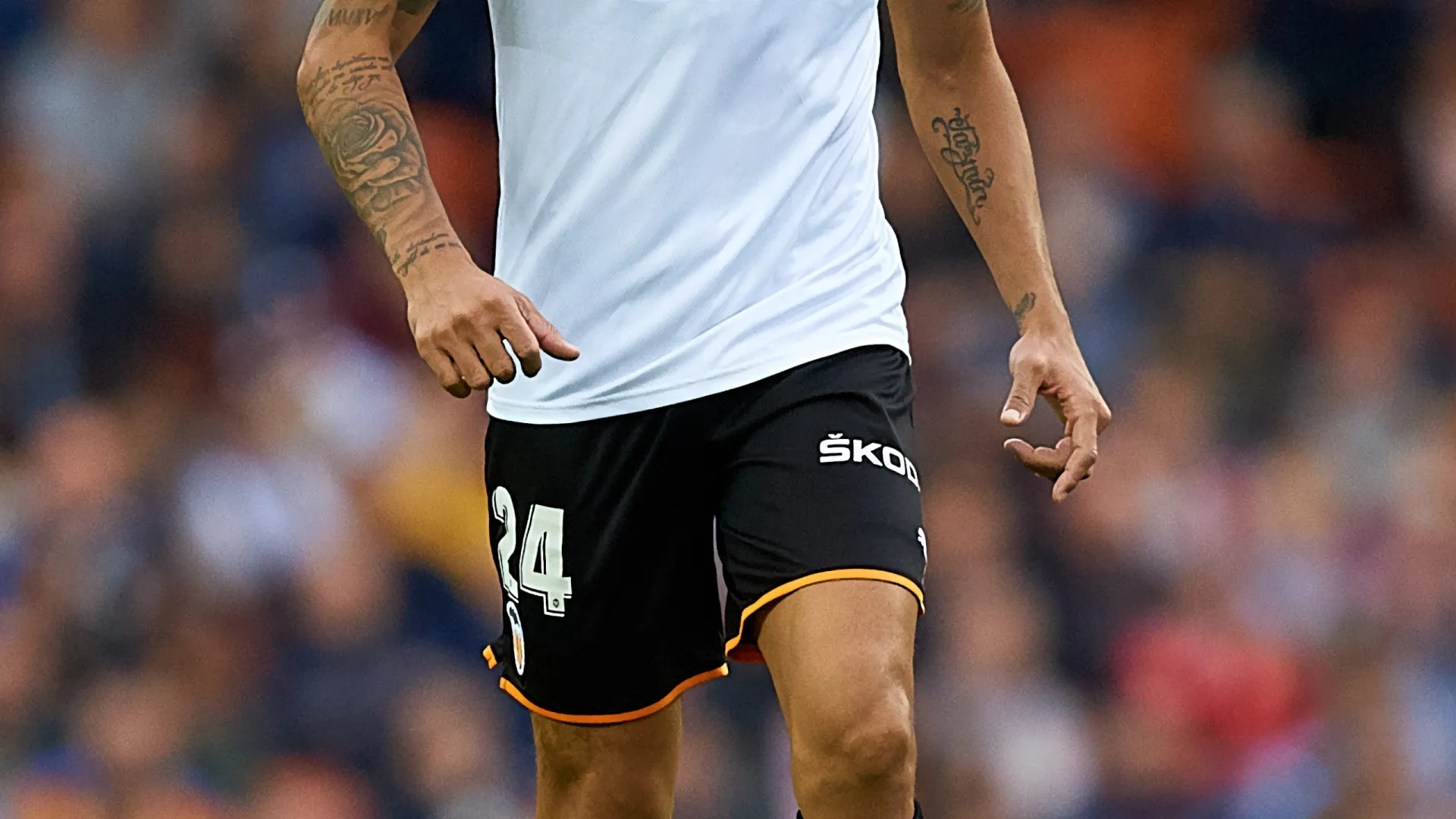 
                    Garay 'explode' contra Peter Lim no Valencia: 