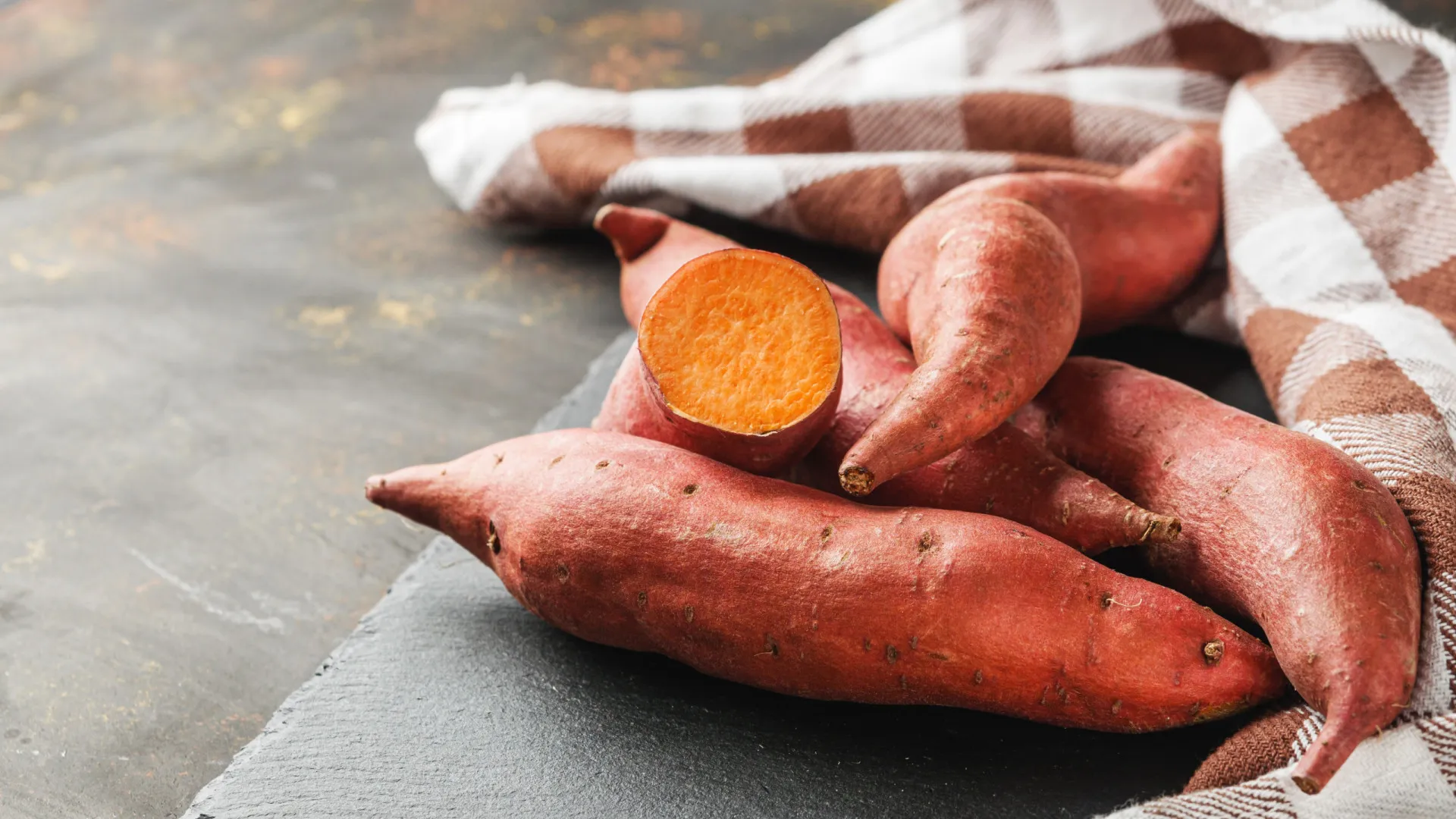 
                    Festival da Batata-Doce de Aljezur espera vender 12 toneladas
                