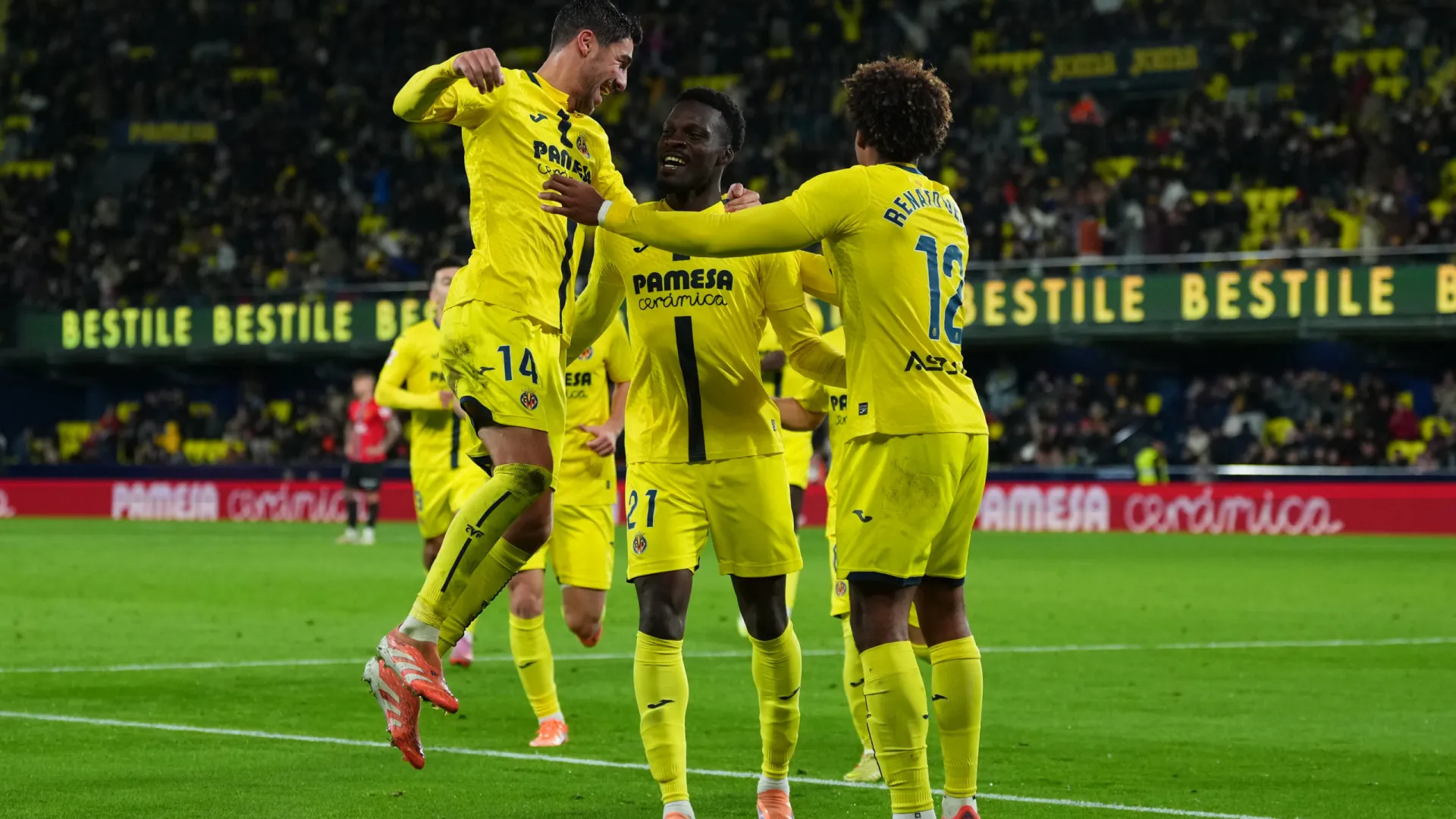 
                    Villarreal vence Mallorca em casa e reforça terceiro lugar em Espanha
                